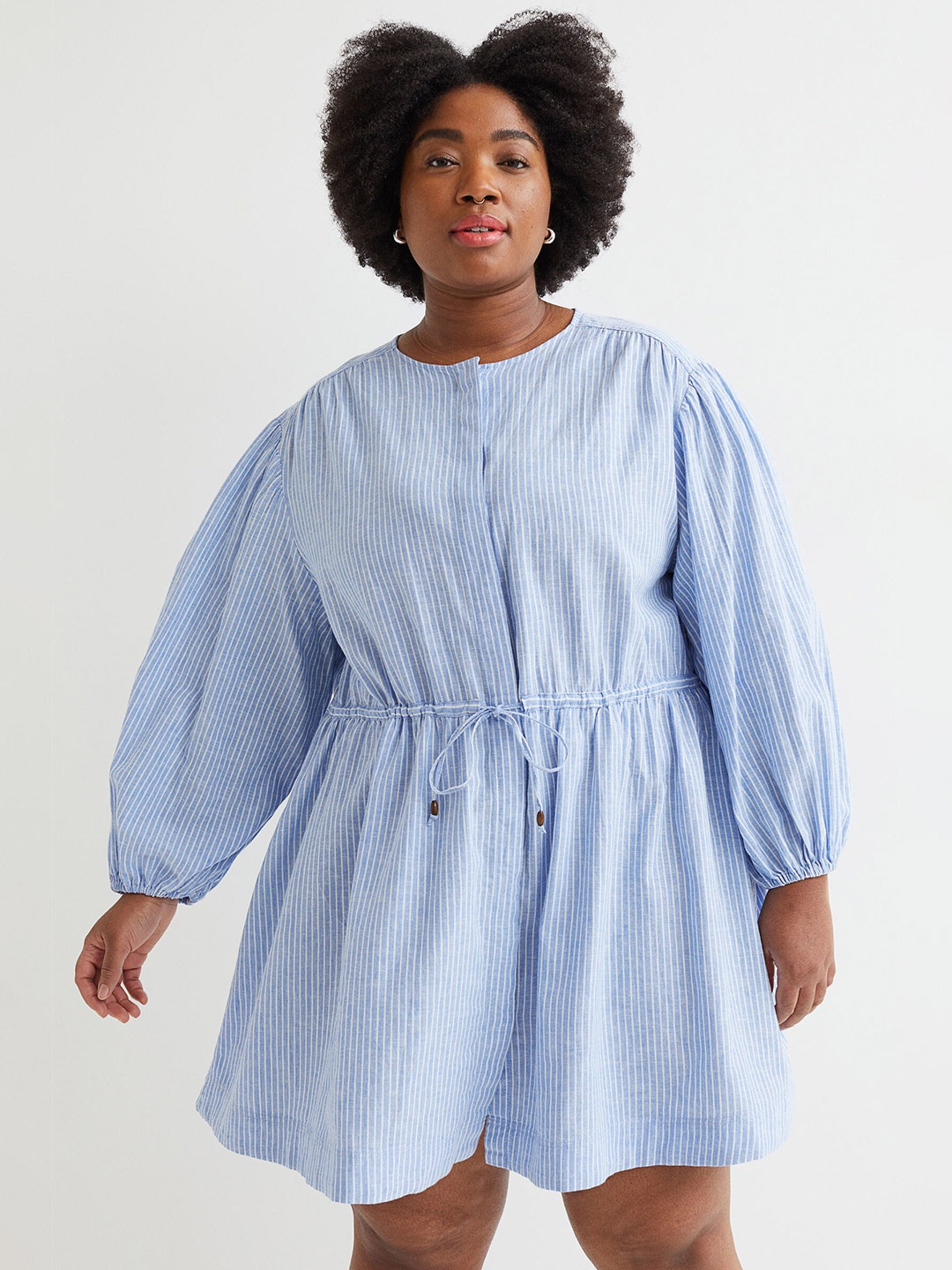 

H&M Women Blue & White Striped Cotton Linen Plus Size Short Linen-Blend Dress
