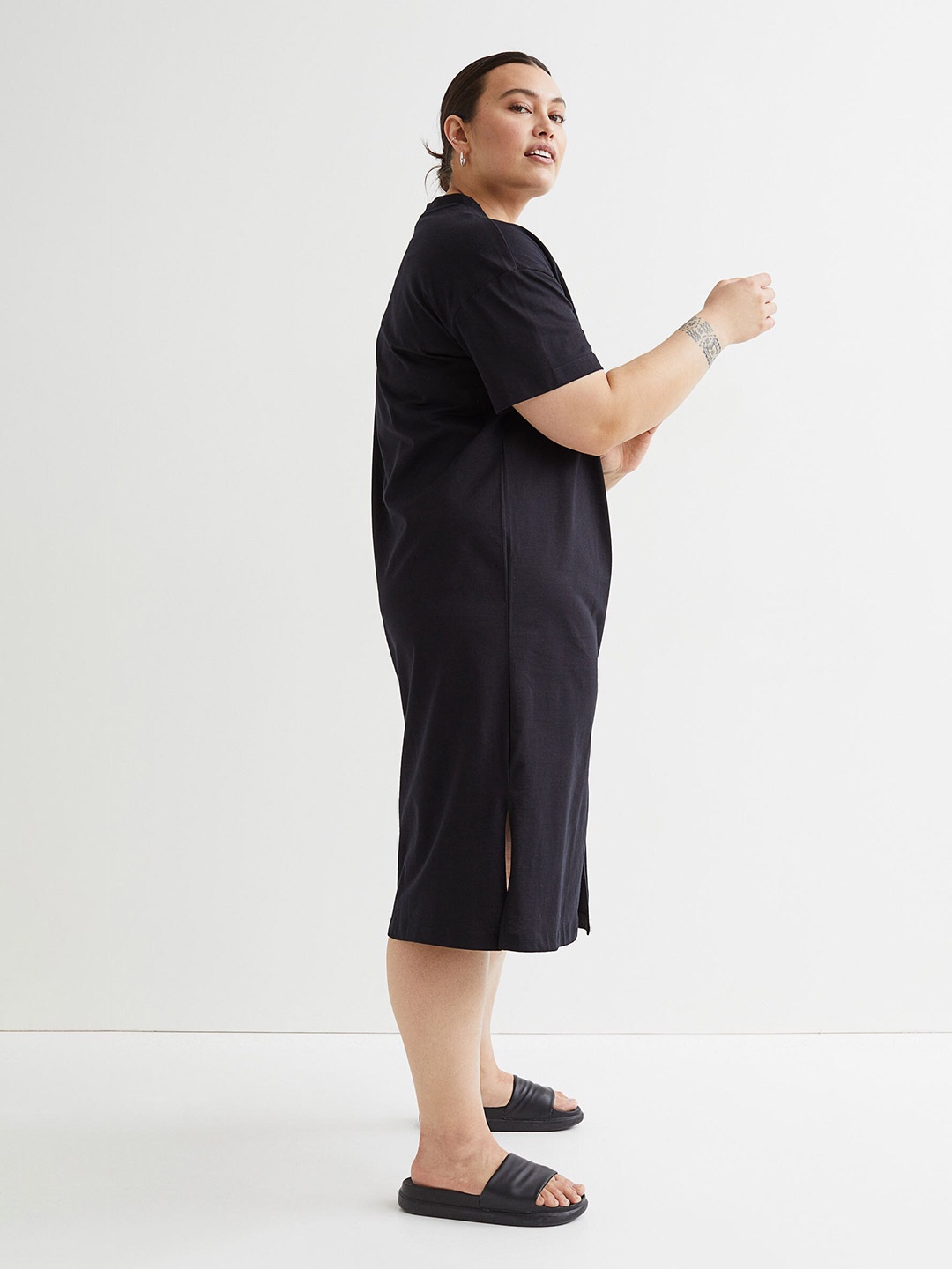 

H&M+ Women Black Solid Button-Front Jersey Dress