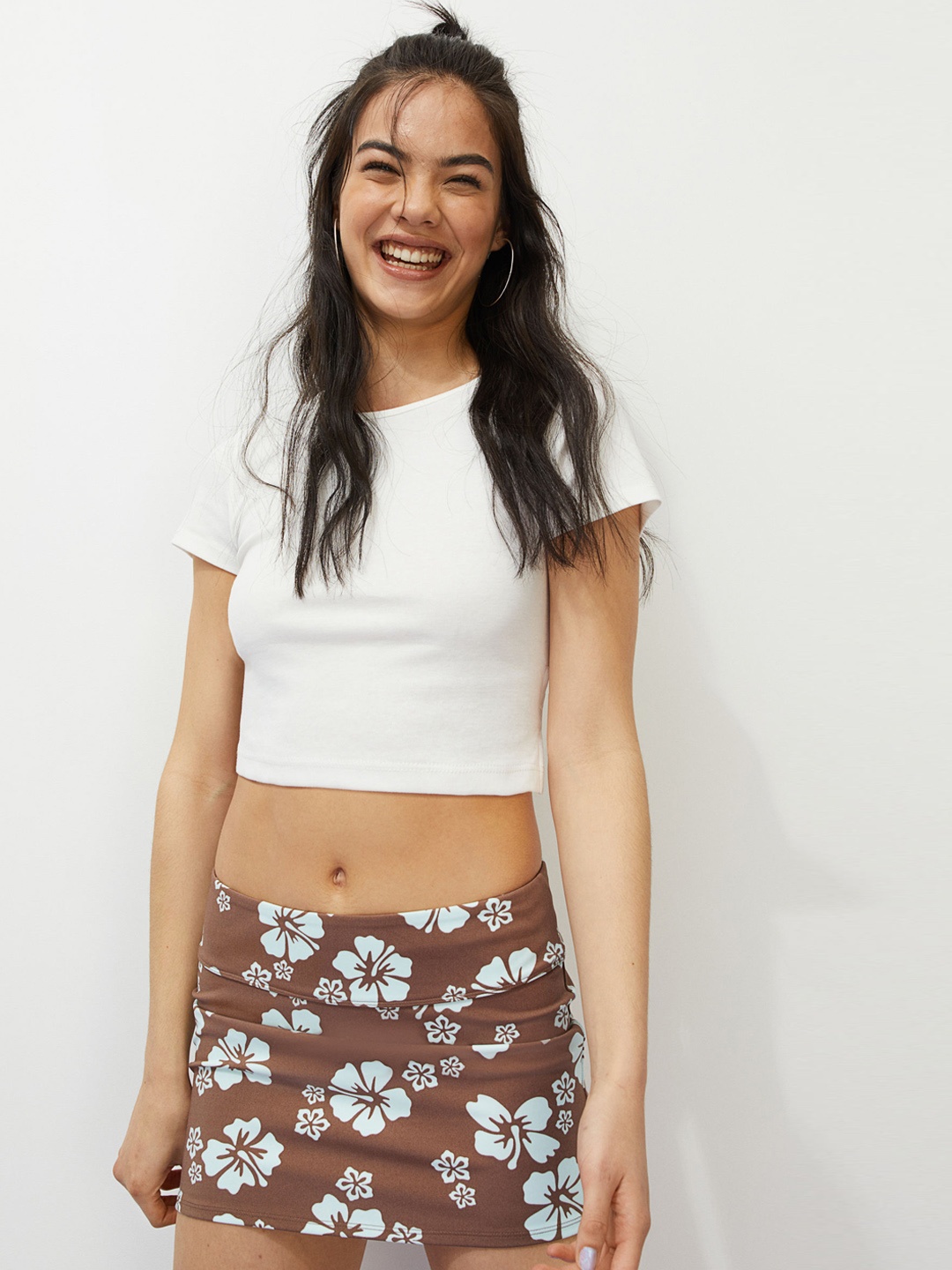 

H&M Women Brown & White Floral Straight Mini Skirt