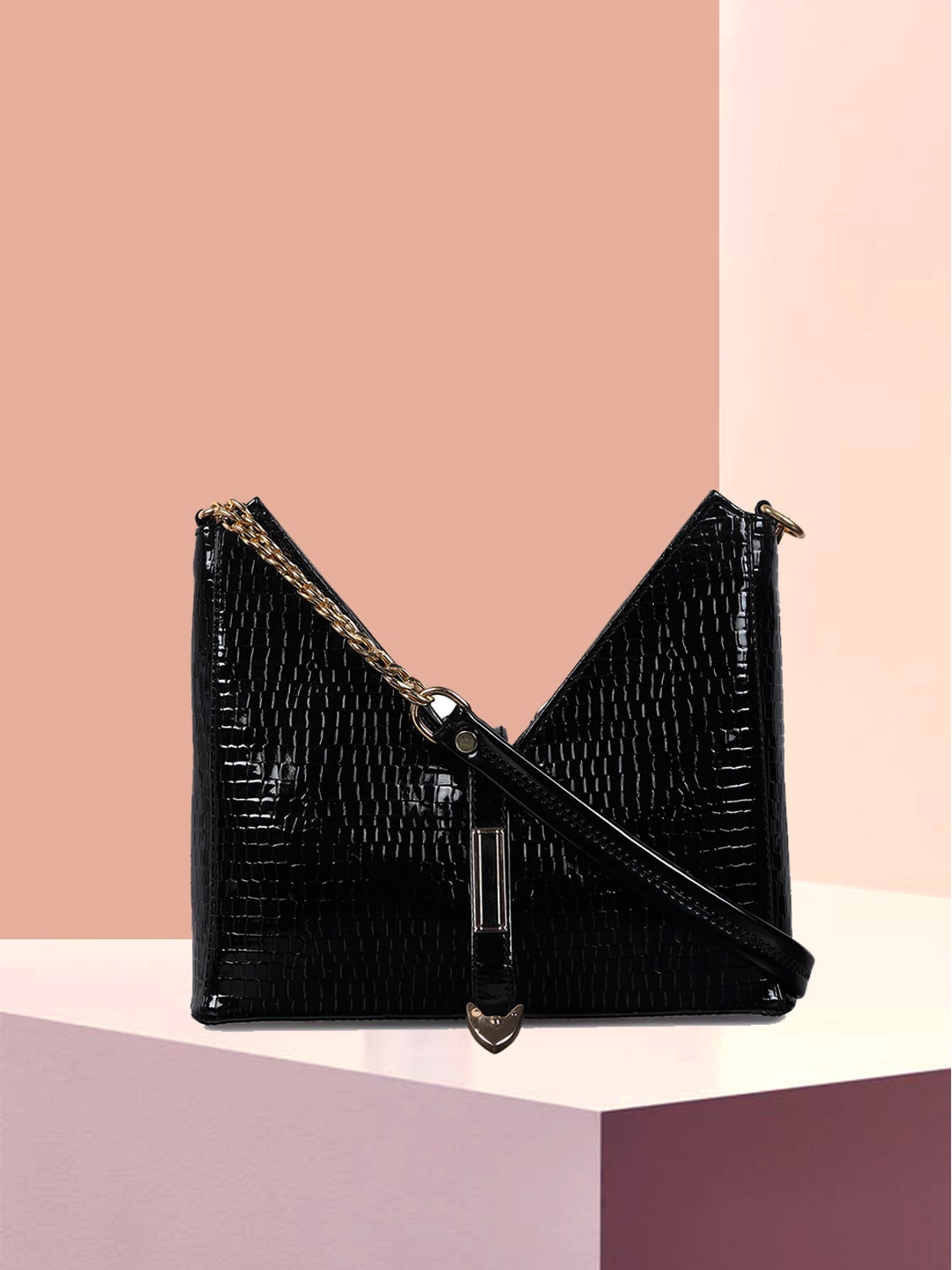 

Apsis Black Animal Textured Structured Sling Bag