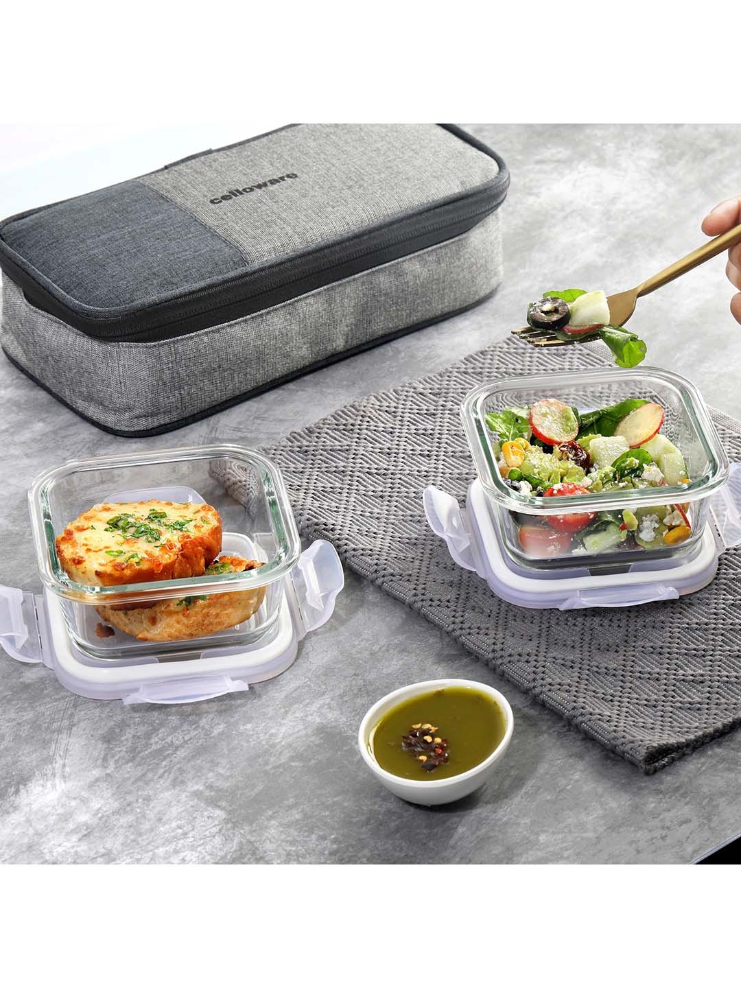 

Cello Delighta Set of 2 Square Borosilicate Glass Lunch Containers with Jacket- 320ml, White