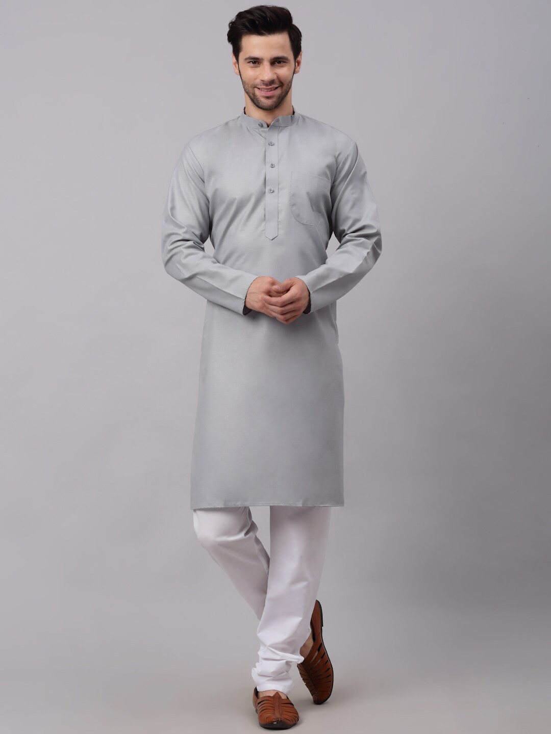 

NEUDIS Men Grey Solid Cotton Long Kurta