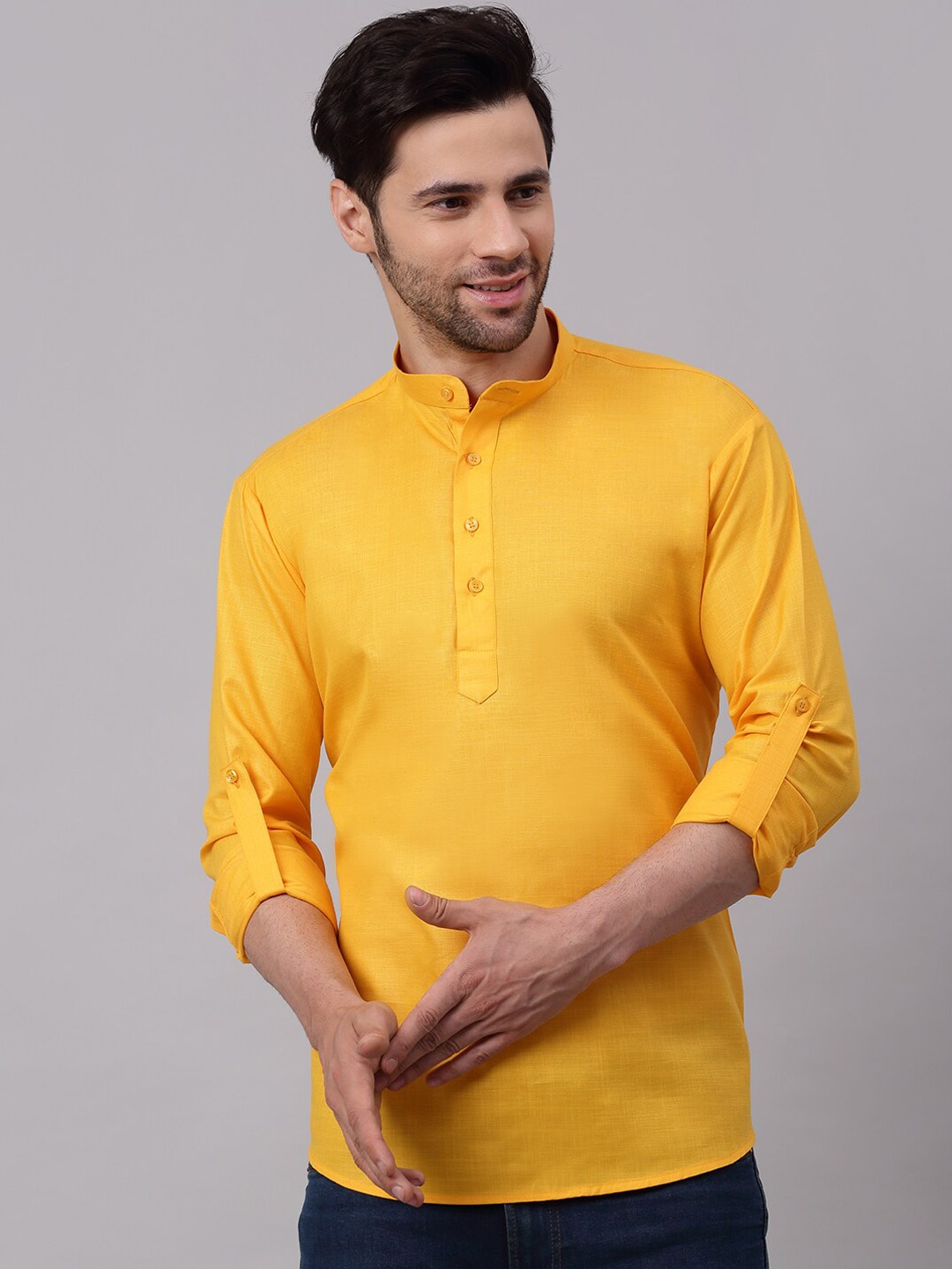 

NEUDIS Men Yellow Solid Cotton Short Kurta