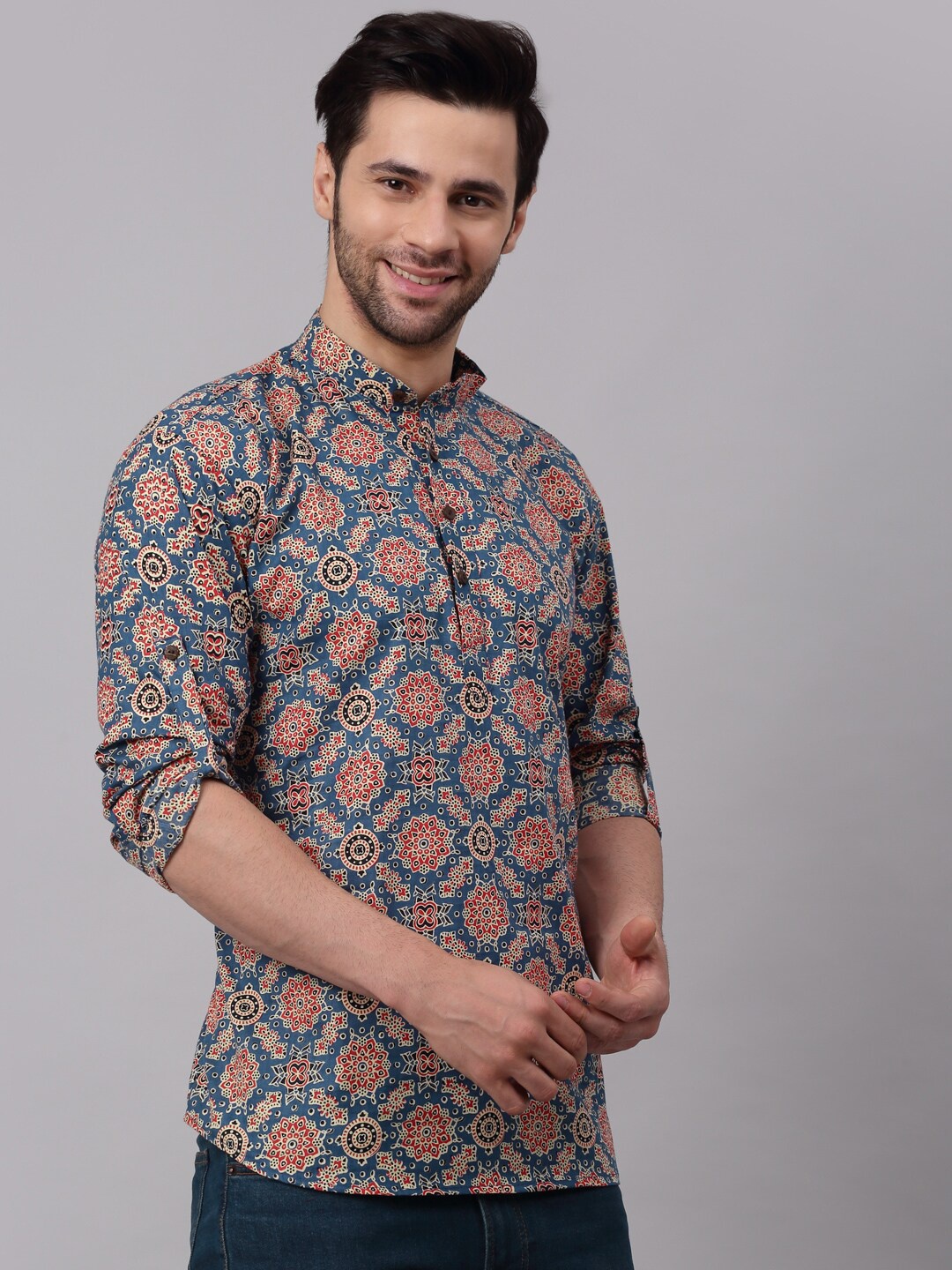 

NEUDIS Men Blue Printed Cotton Short Kurta