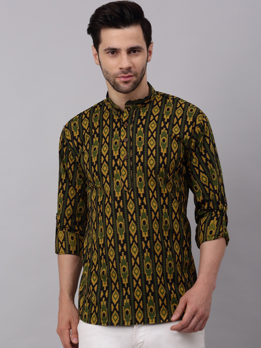 

NEUDIS Men Green Printed Cotton Short Kurta