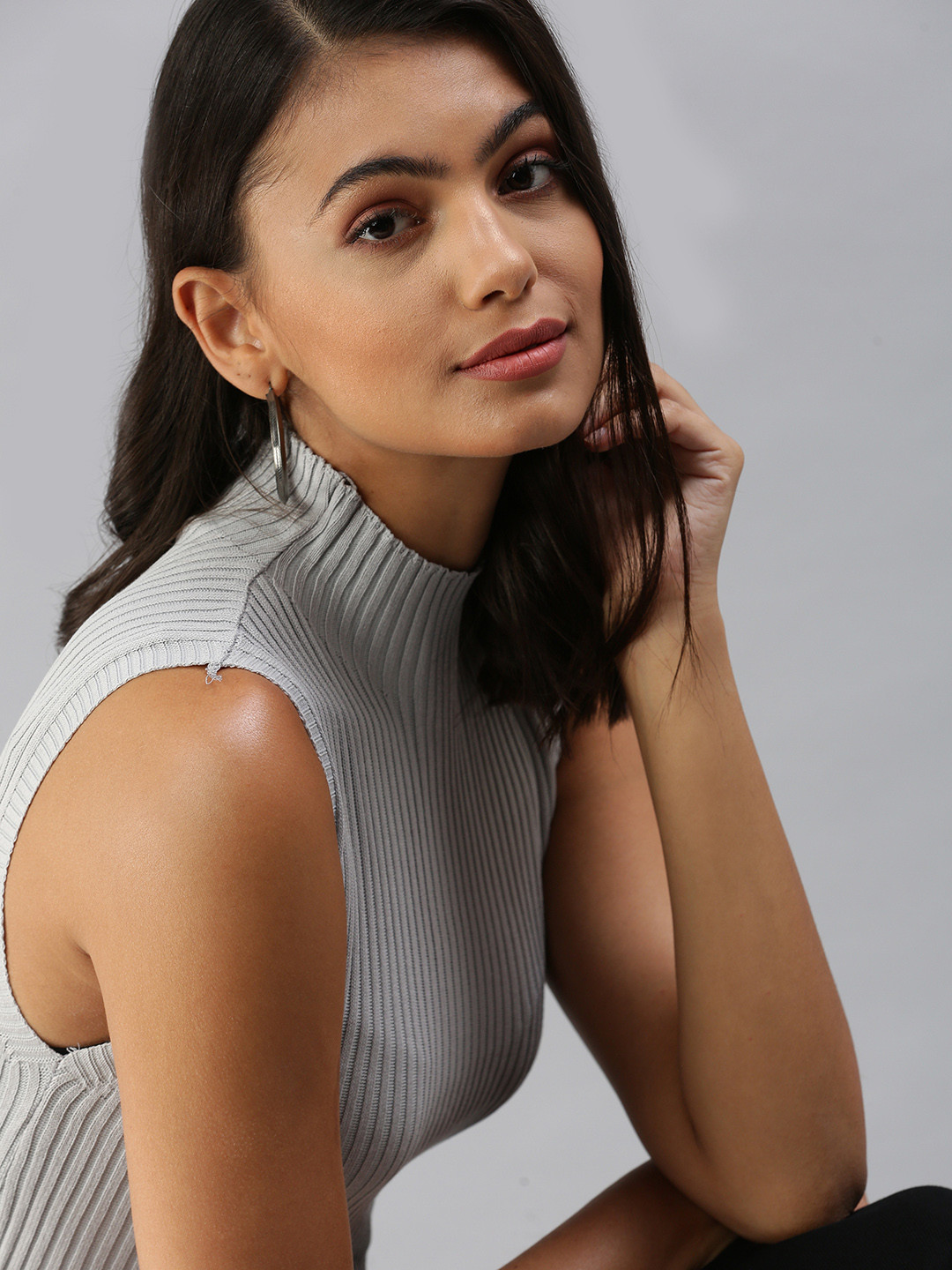

SHOWOFF Grey Striped Crop Top