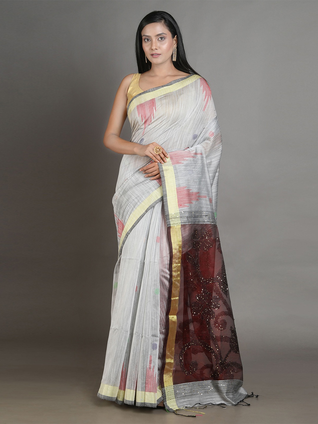 

Arhi Grey & Brown Woven Design Sequinned Zari Saree