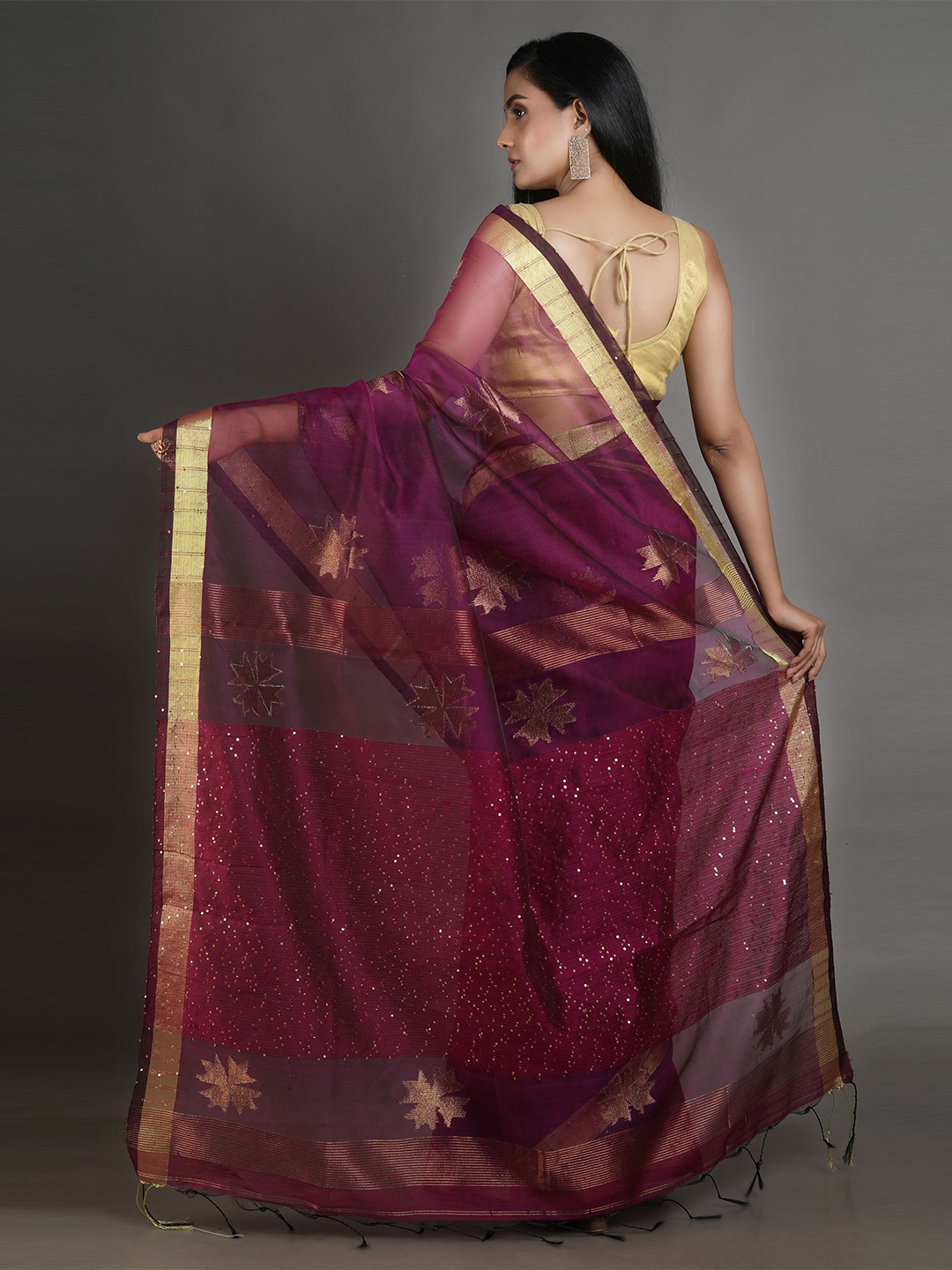 

Arhi Magenta & Gold-Toned Woven Design Sequinned Pure Silk Saree
