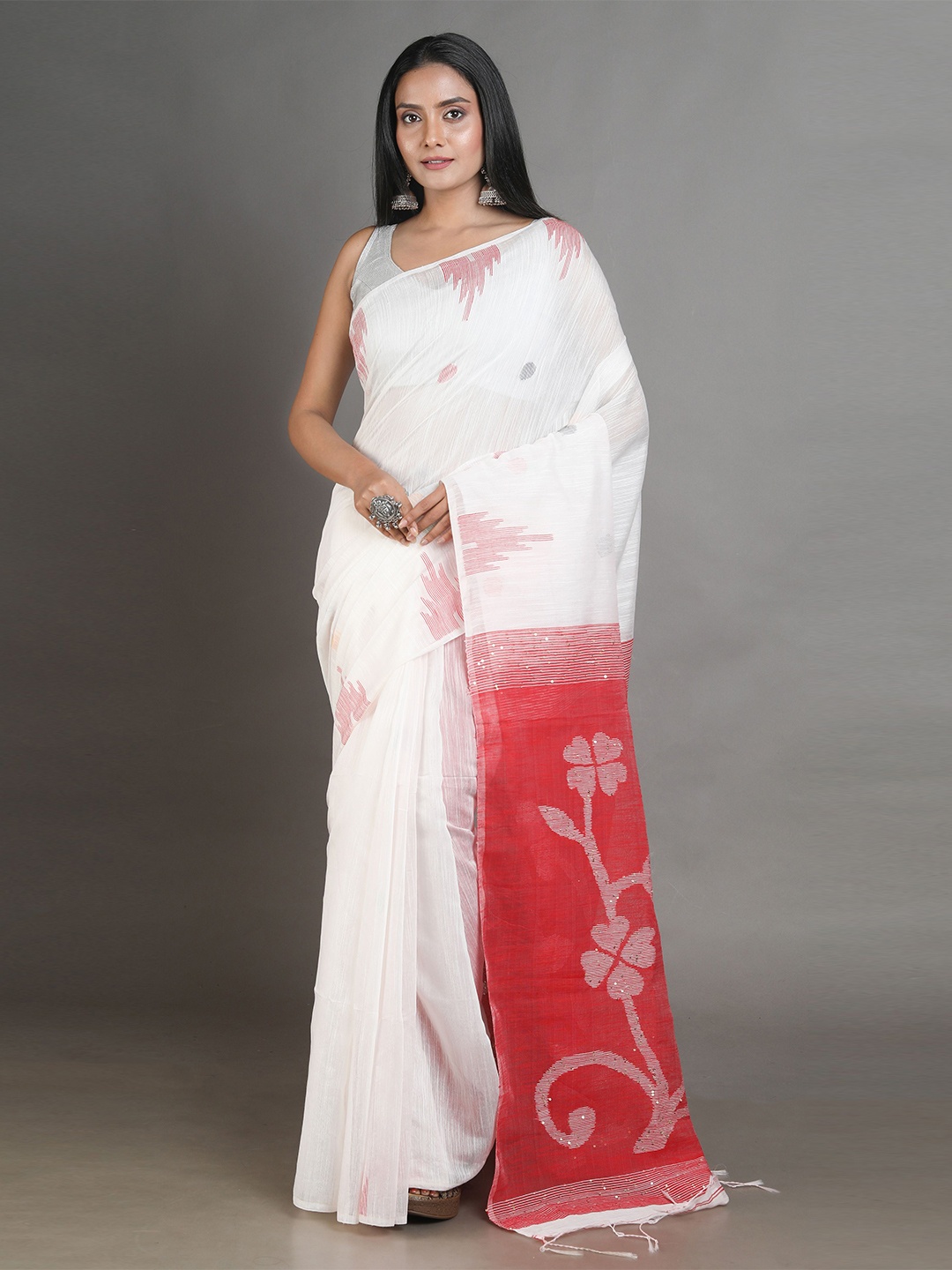 

Arhi White & Red Woven Design Sequinned Saree