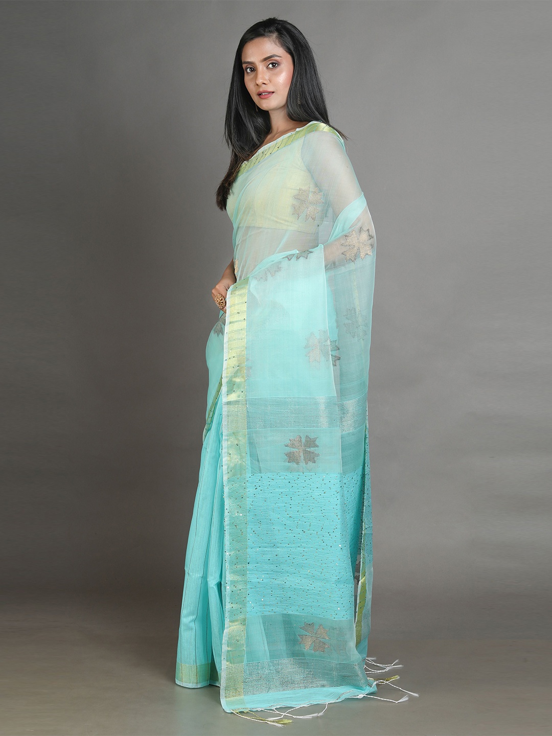 

Arhi Green & Gold-Toned Floral Sequinned Pure Silk Saree