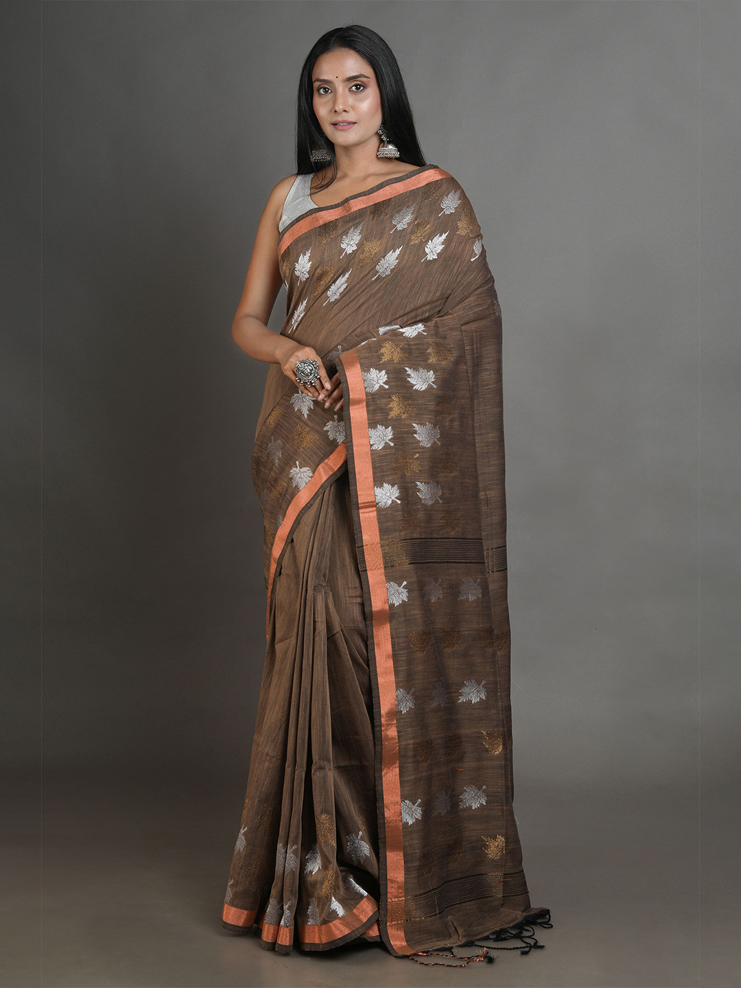 

Arhi Brown & Silver-Toned Woven Design Zari Pure Linen Saree