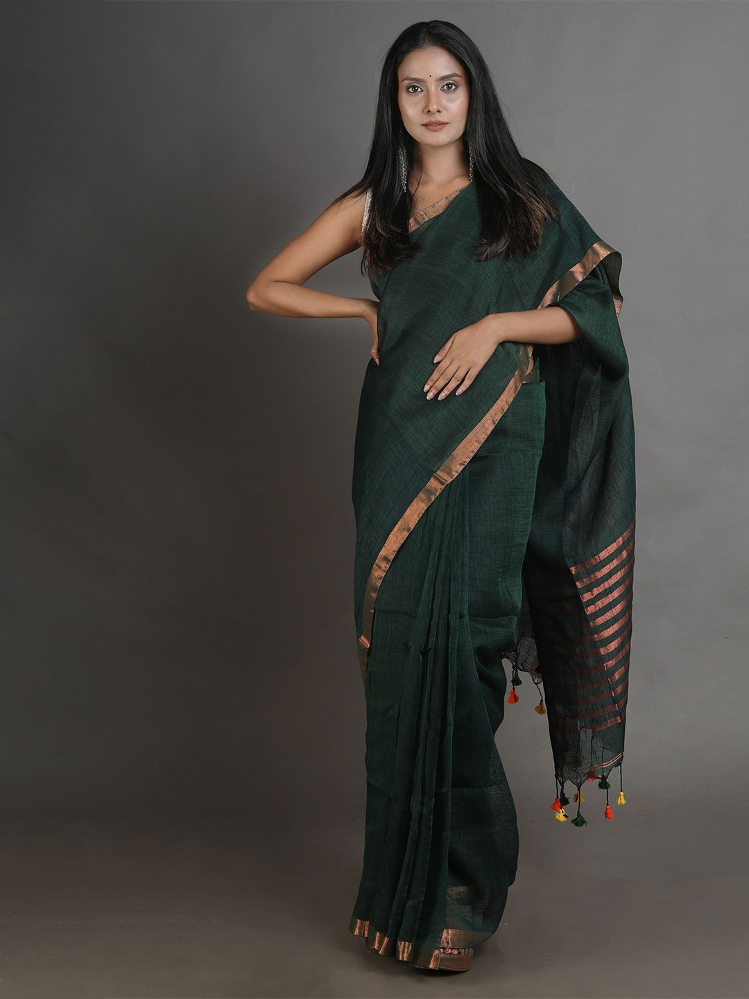 

Arhi Green Handwoven Pure Linen Saree