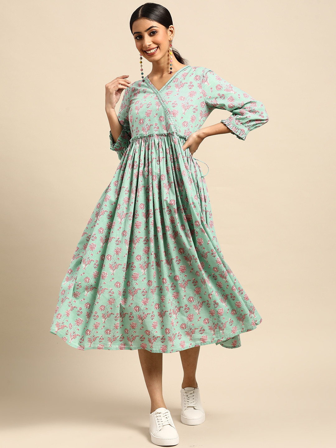 

Sangria Women Sea Green & Pink Pure Cotton Ethnic Motifs Print Midi Dress with Pockets