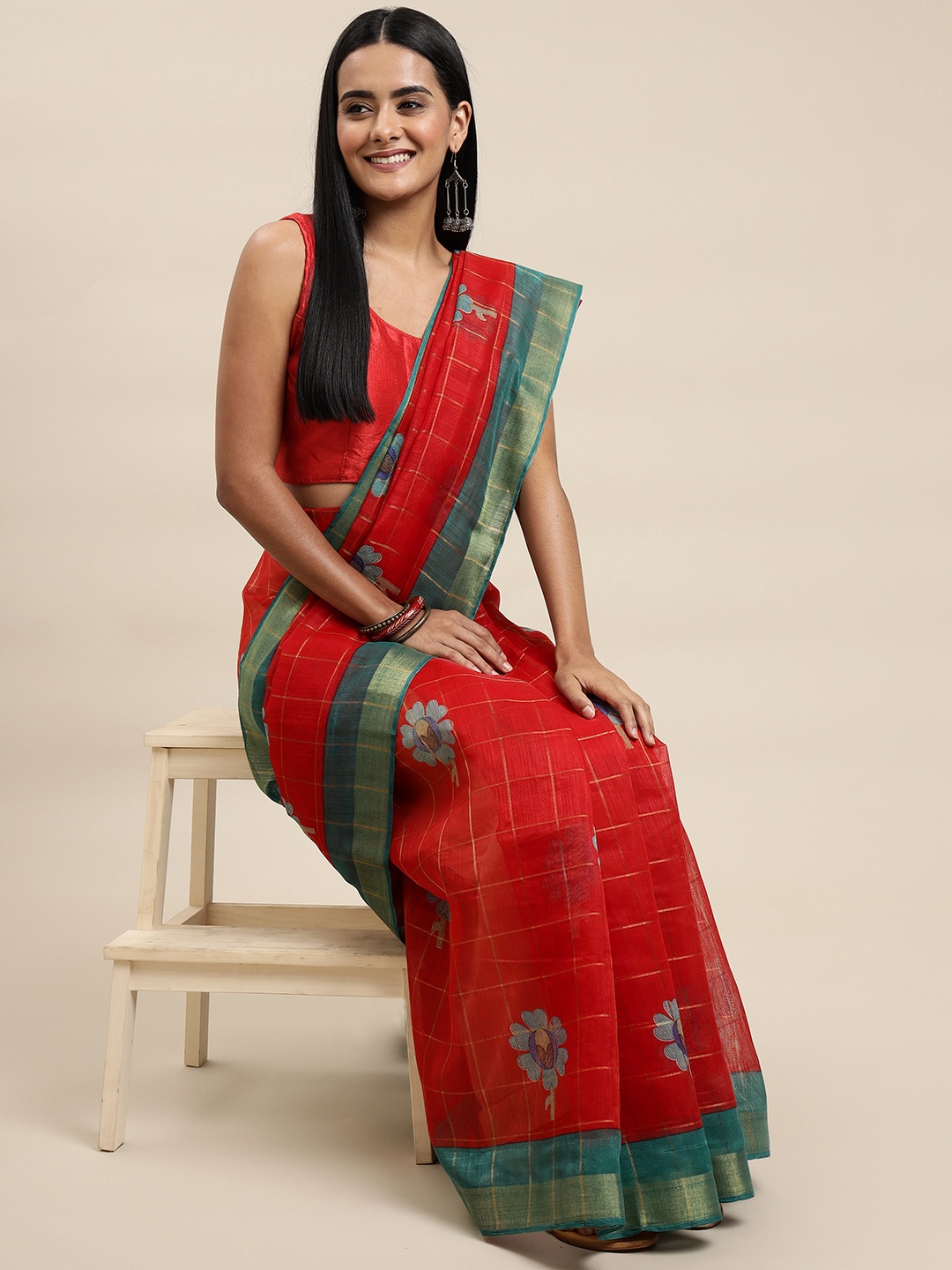 

Saree Swarg Red & Green Ethnic Motifs Sarees