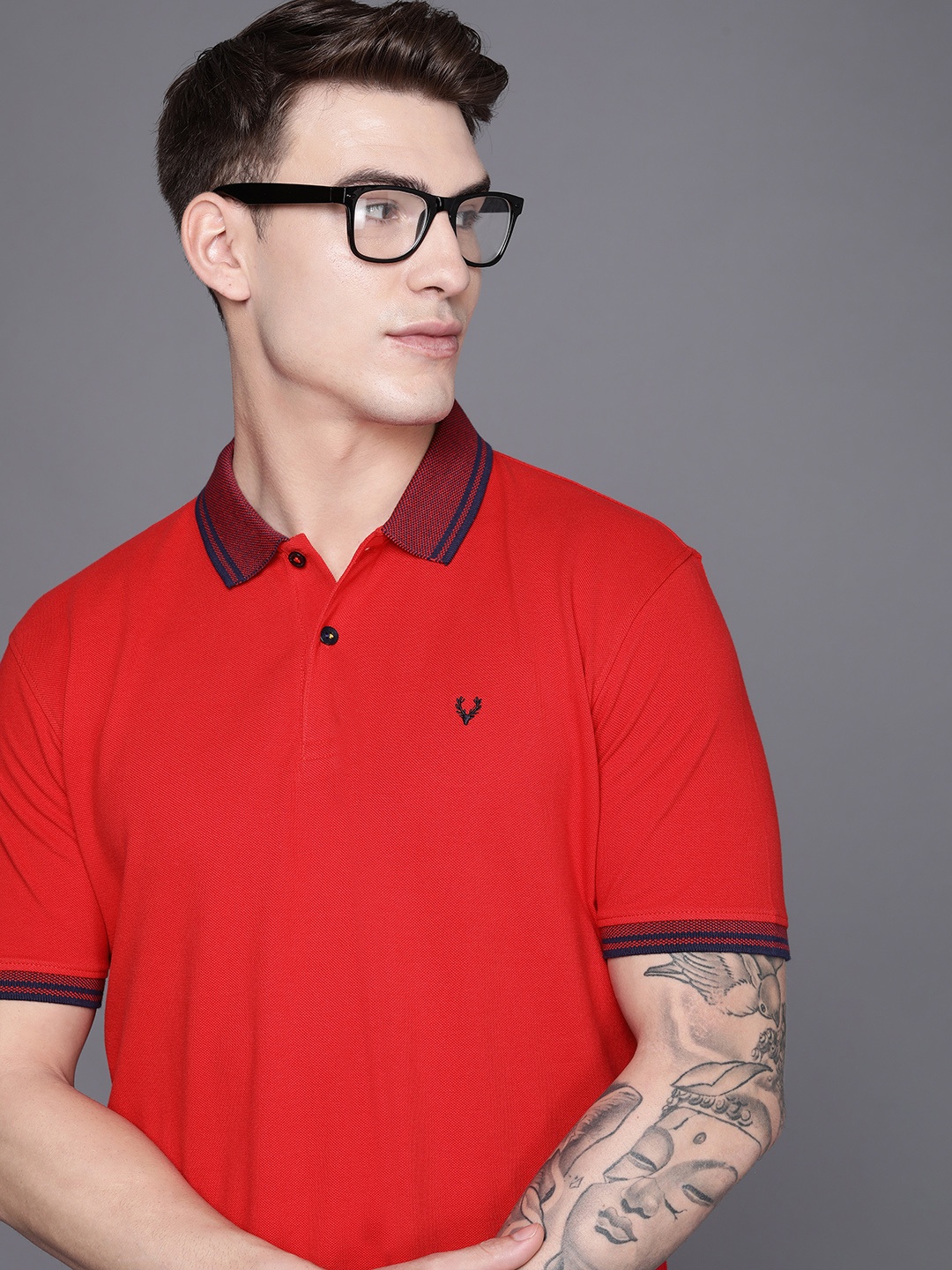 

Allen Solly Men Red Solid Pure Cotton T-shirt
