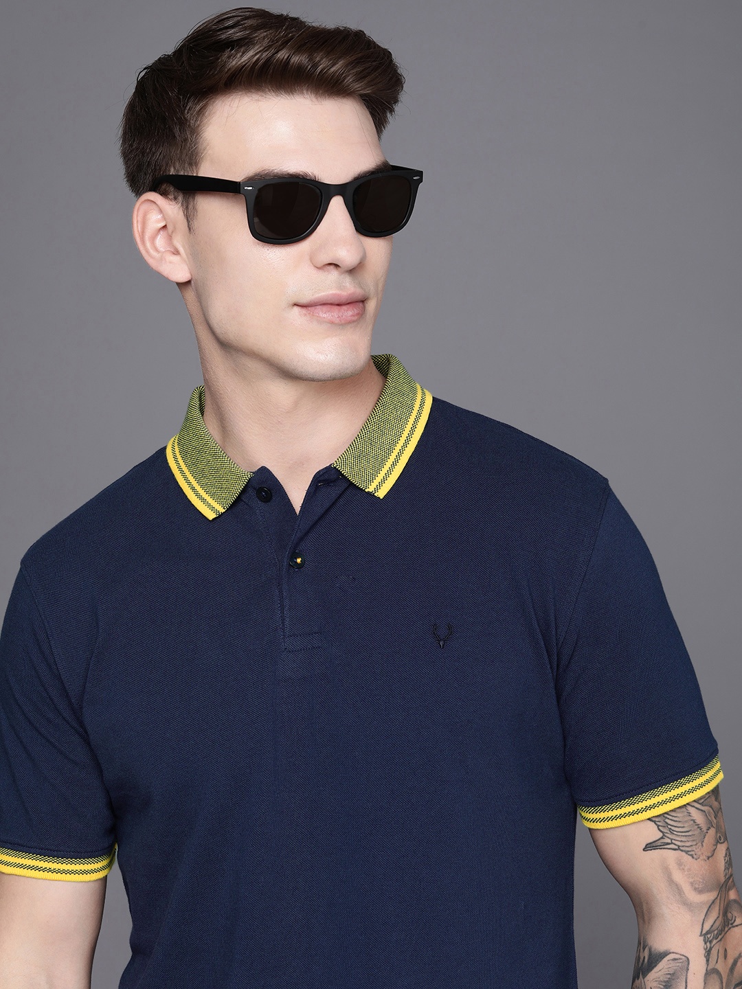 

Allen Solly Men Navy Blue Solid Pure Cotton T-shirt