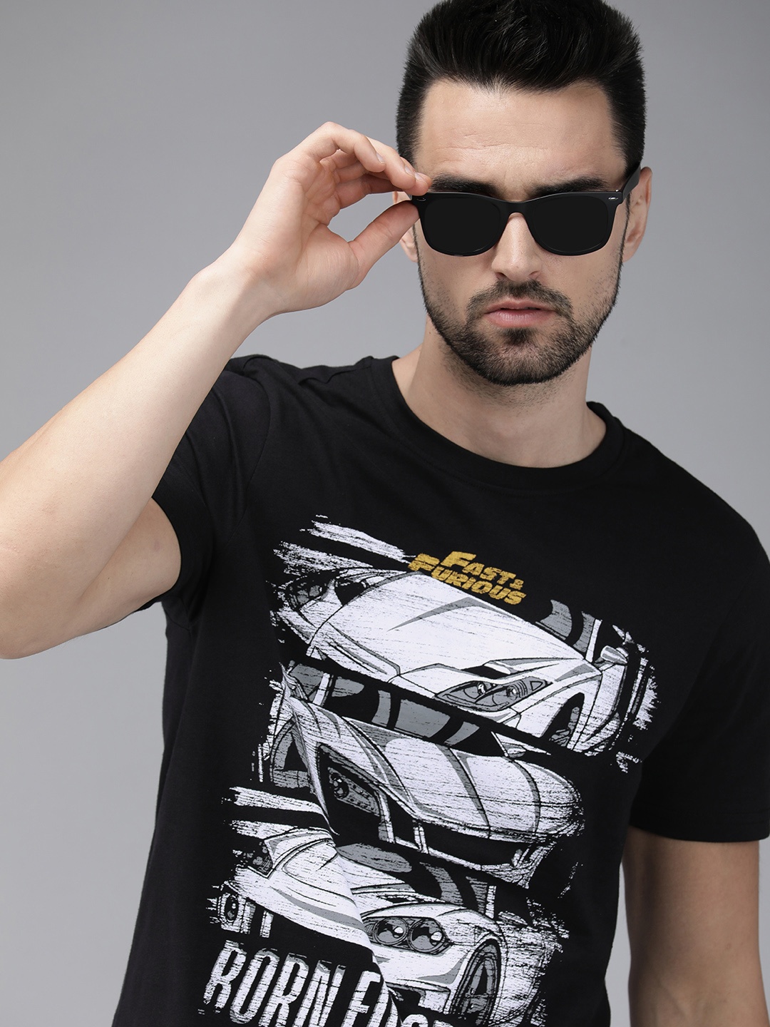 

Roadster Fast and Furious Men Black Graphic Printed Pure Cotton Casual T-shirt