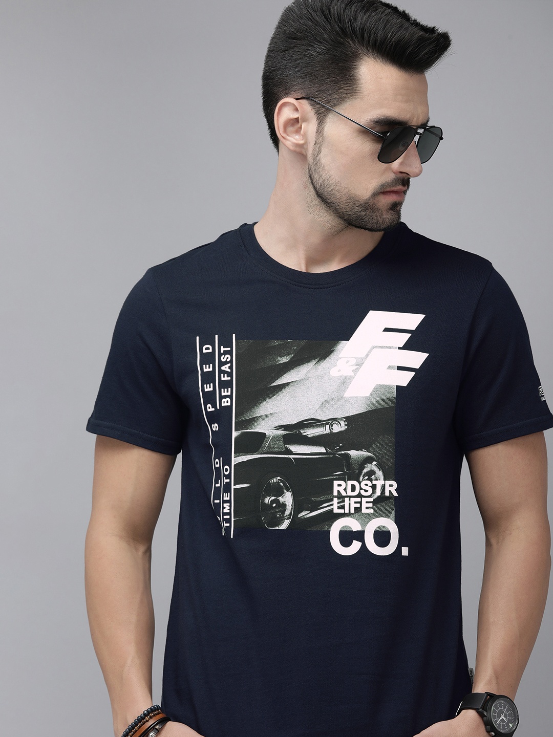 

Roadster Fast and Furious Men Navy Blue Graphic Printed Pure Cotton T-shirt