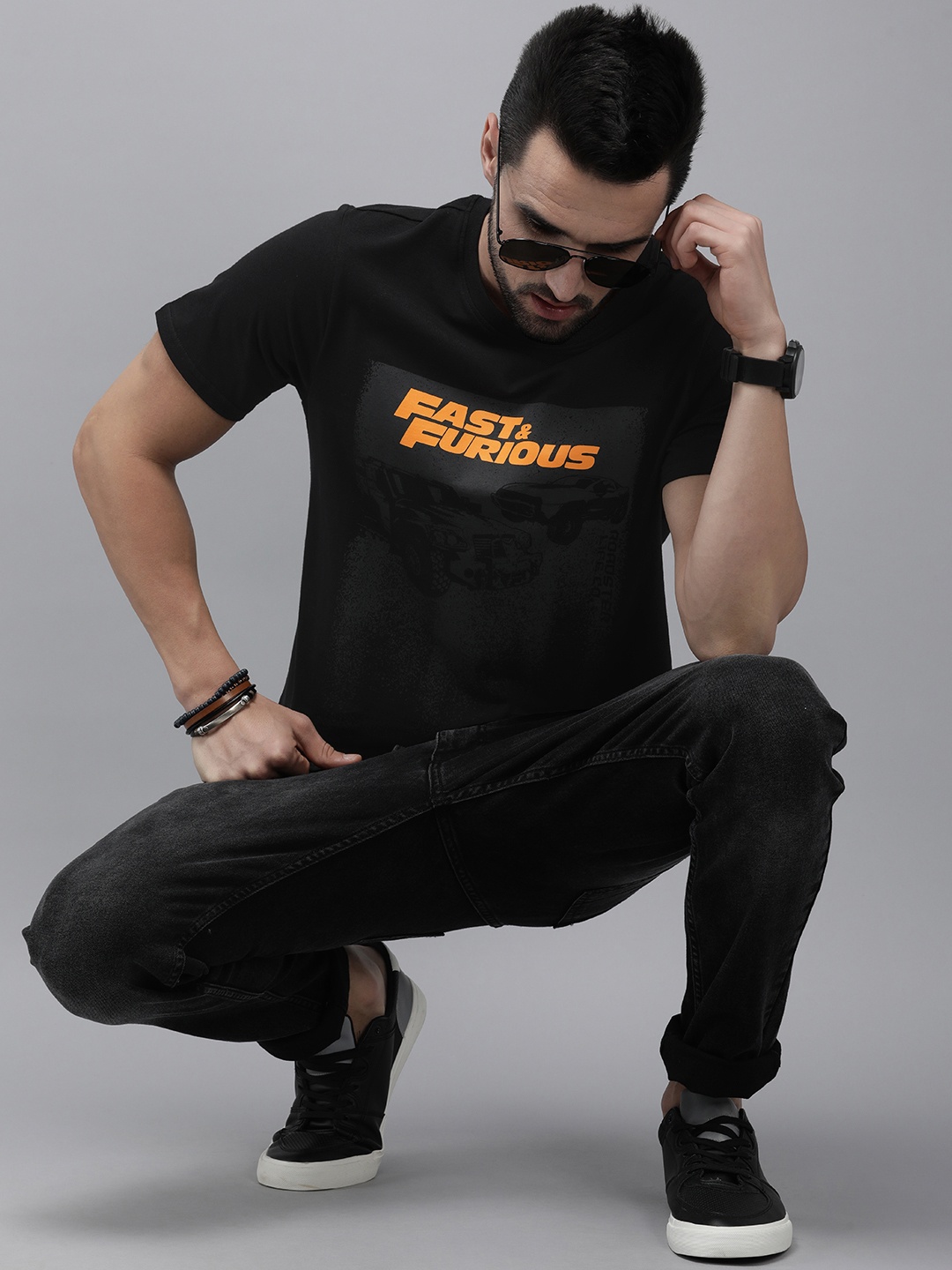 

Roadster Fast and Furious Men Black Graphic Printed Pure Cotton T-shirt