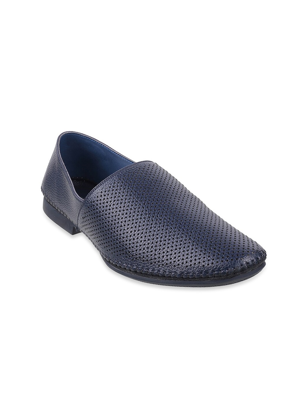 

Metro Men Navy Blue Shoe-Style Sandals