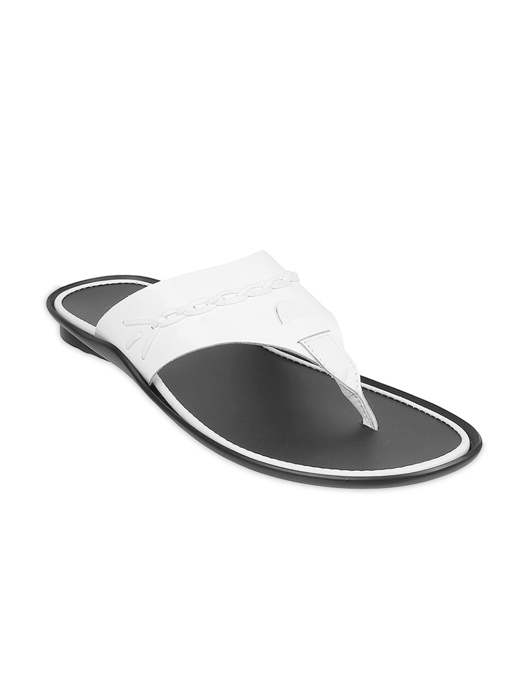 

Metro Men White & Black Comfort Sandals