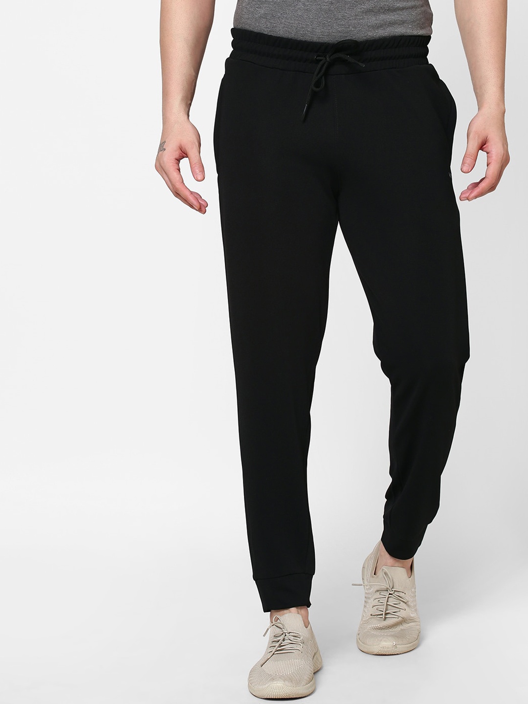 

Sweet Dreams Men Black Solid Track Pant