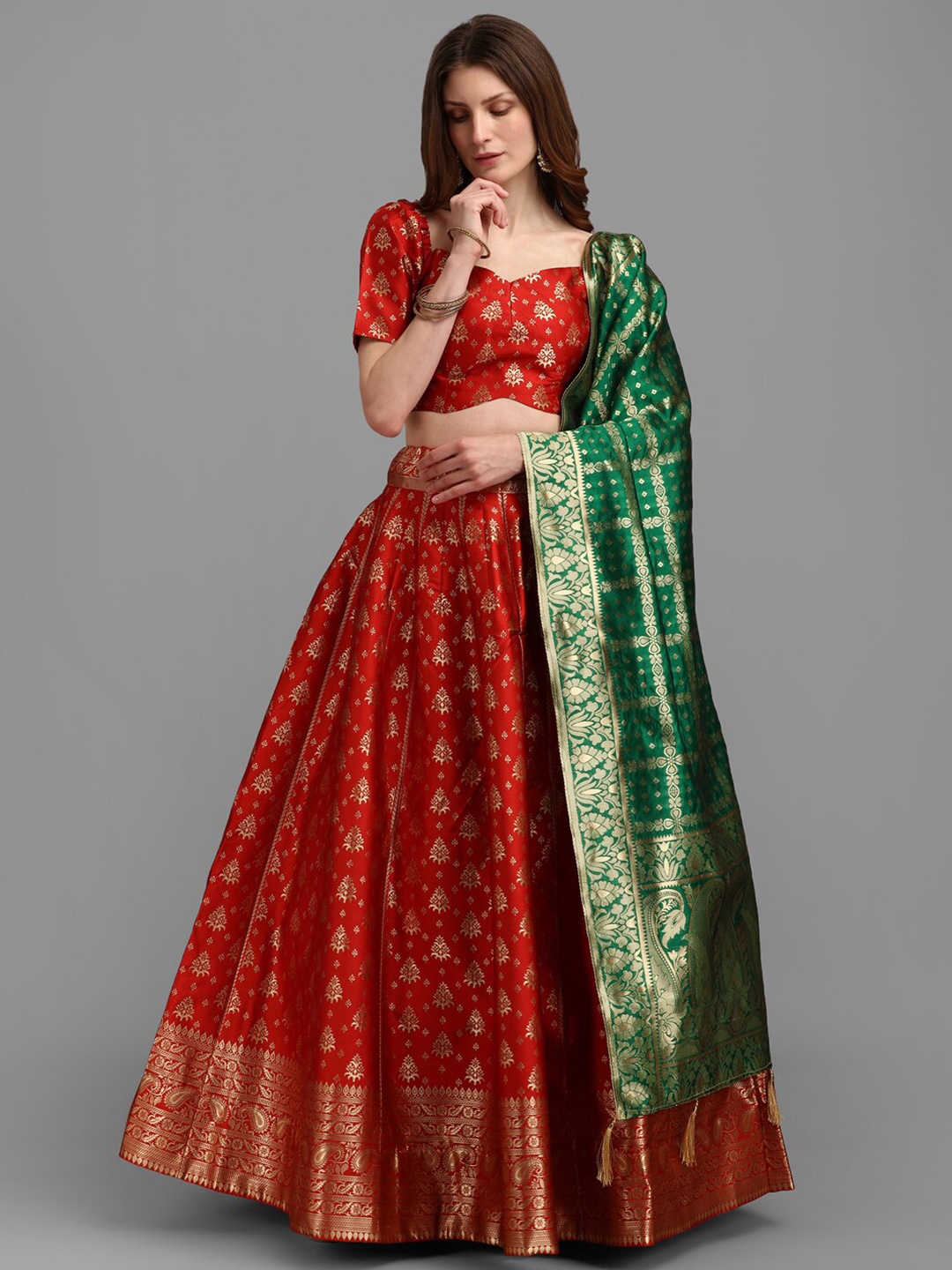 

PURVAJA Red & Green Semi-Stitched Lehenga & Unstitched Blouse With Dupatta