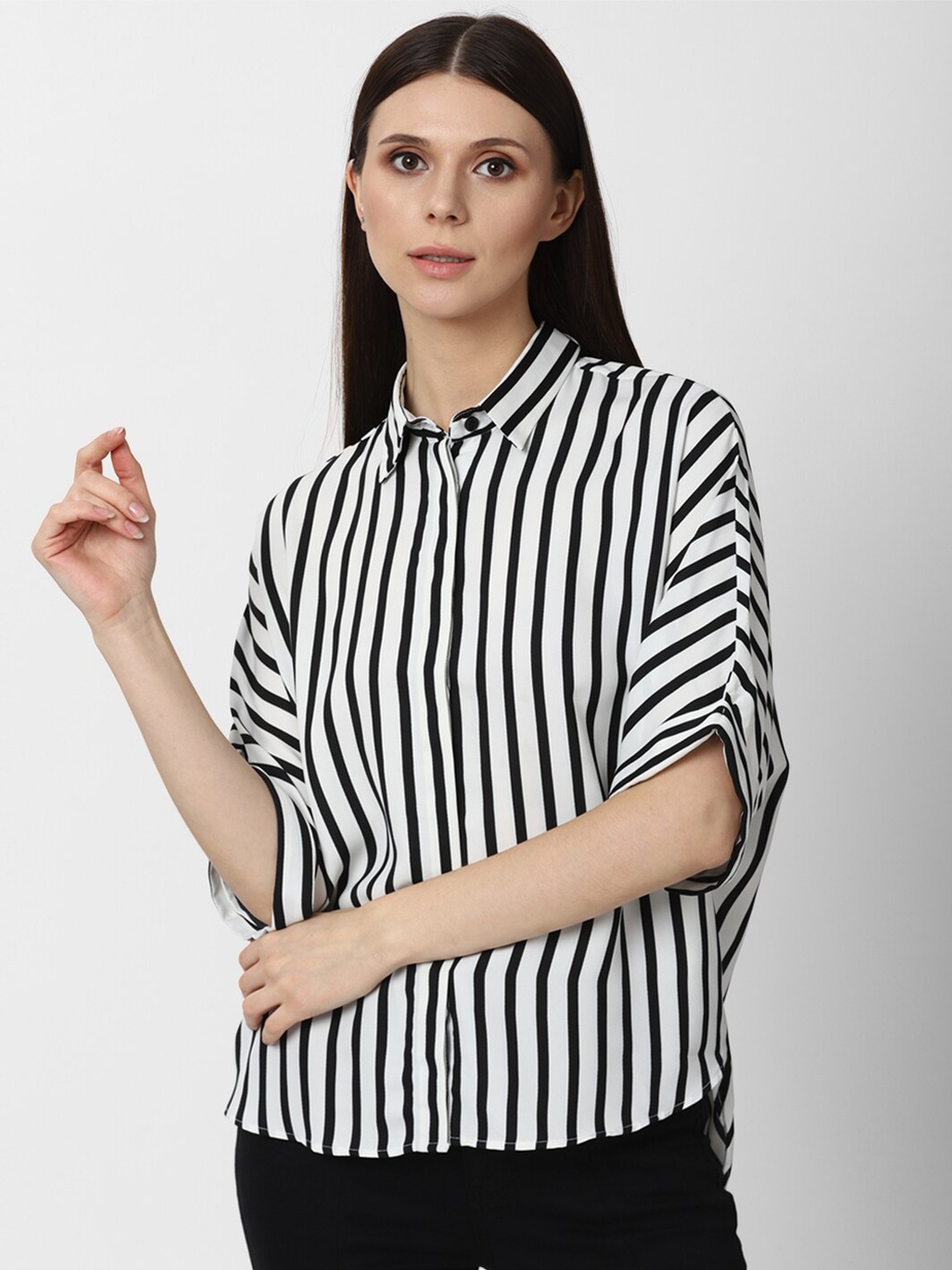 

FOREVER 21 Women Black Striped Casual Shirt