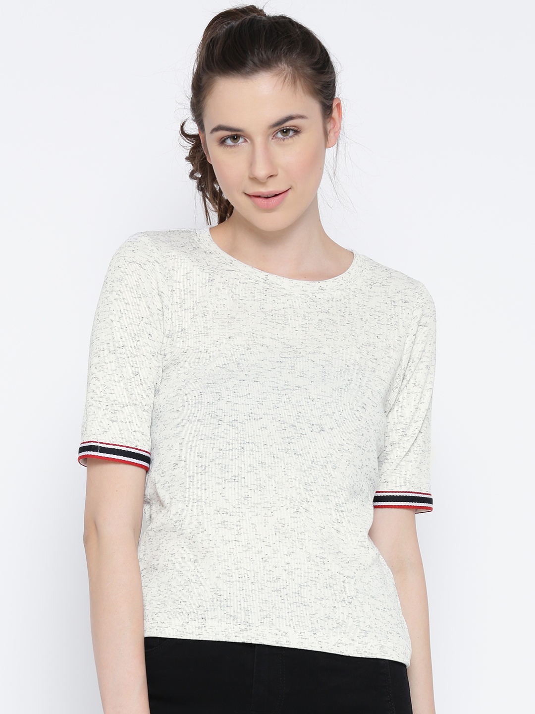 

Miss Chase Women White Solid Round Neck T-Shirt