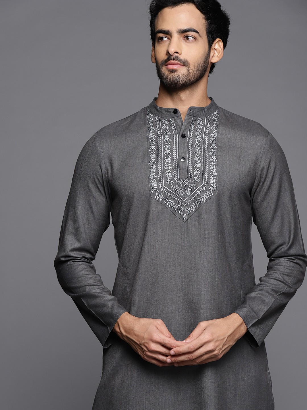 

Indo Era Men Grey Floral Yoke Design Thread Work Kurta