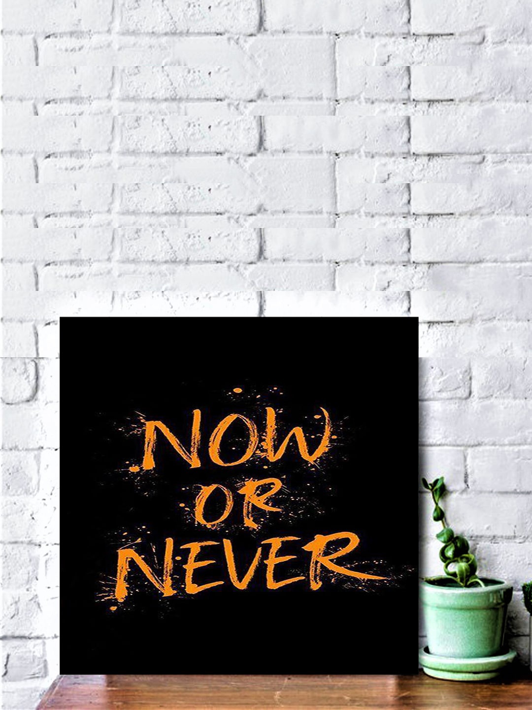 Gallery99 Unisex Black Wall Decor
