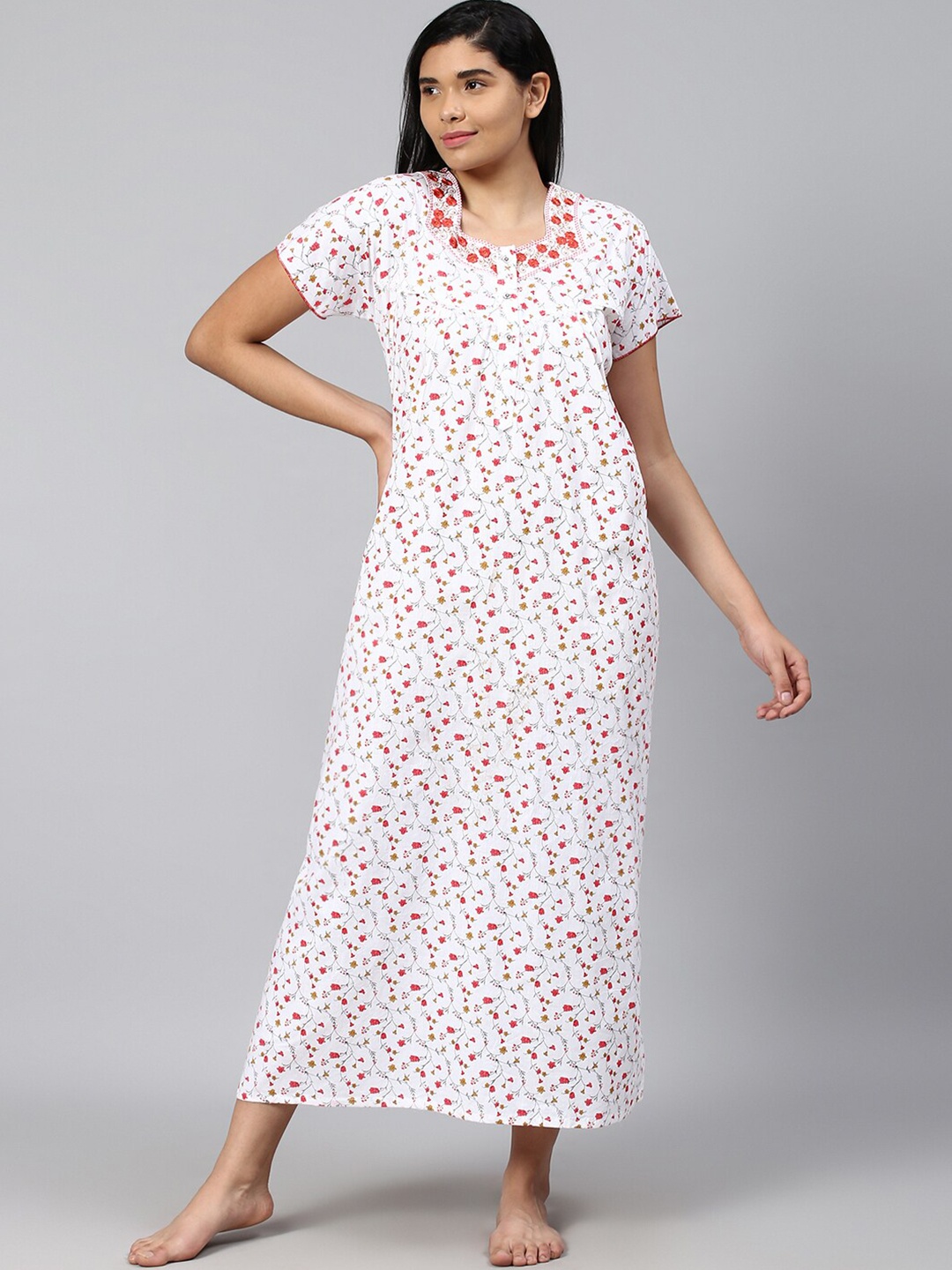 

TRUNDZ White Embroidered Maxi Nightdress