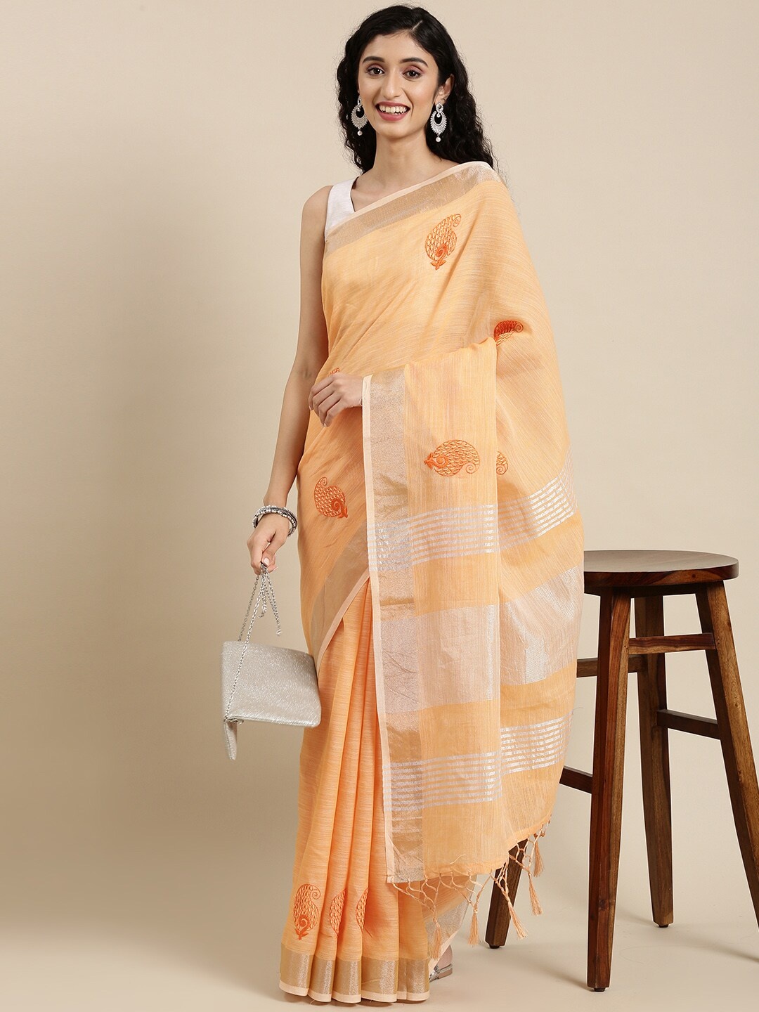 

Mitera Orange & Gold-Toned Paisley Pure Linen Chettinad Saree