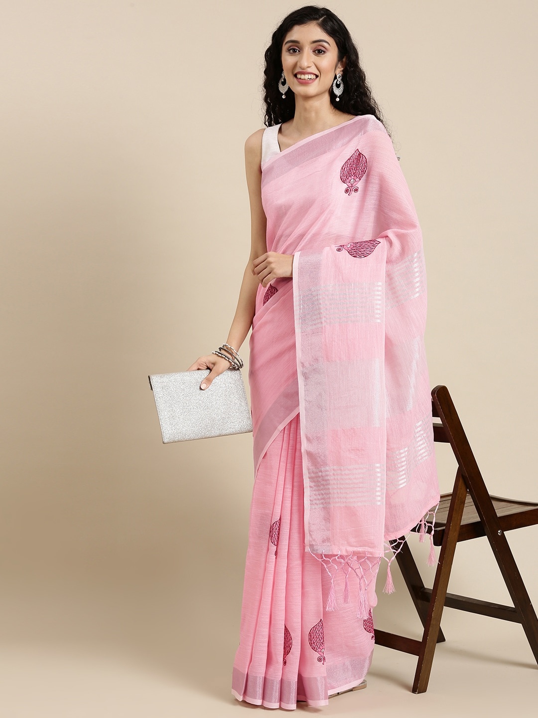 

Mitera Pink & Silver-Toned Ethnic Motifs Pure Linen Chettinad Saree