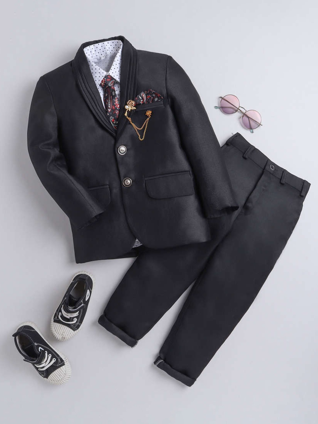 

DKGF FASHION Boys Black Solid Single Breasted 4 Piece Suit