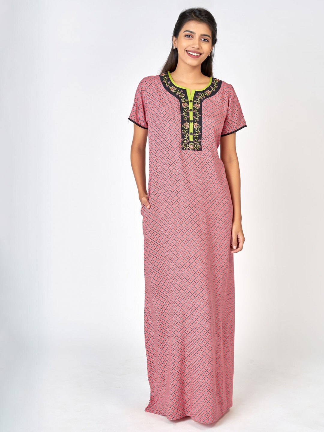 

Maybell Pink Checked Maxi Nightdress
