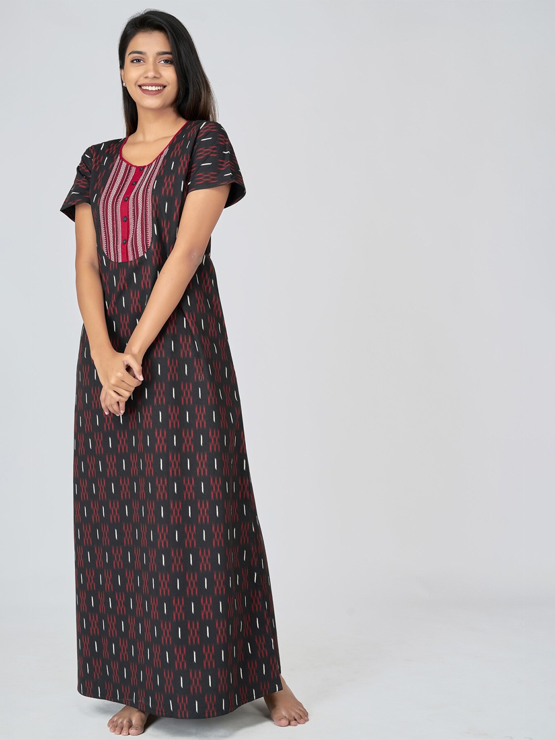 

Maybell Black & Red Ikat Printed Pure Cotton Maxi Nightdress