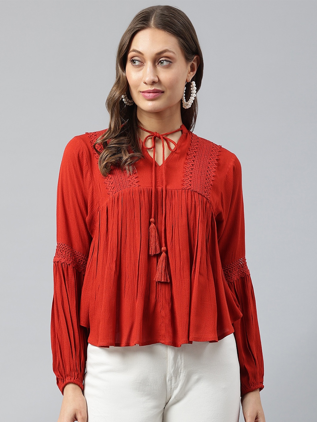 

pinwheel Orange Tie-Up Neck Top