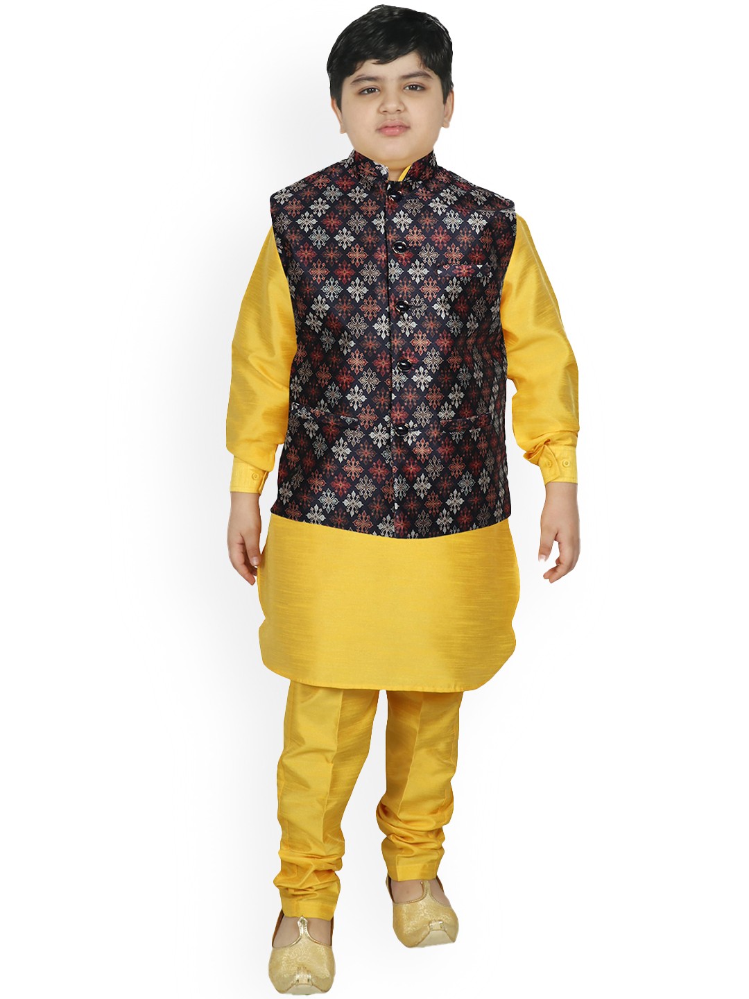 

SG YUVRAJ Boys Navy Blue Raw Silk Kurta with Churidar