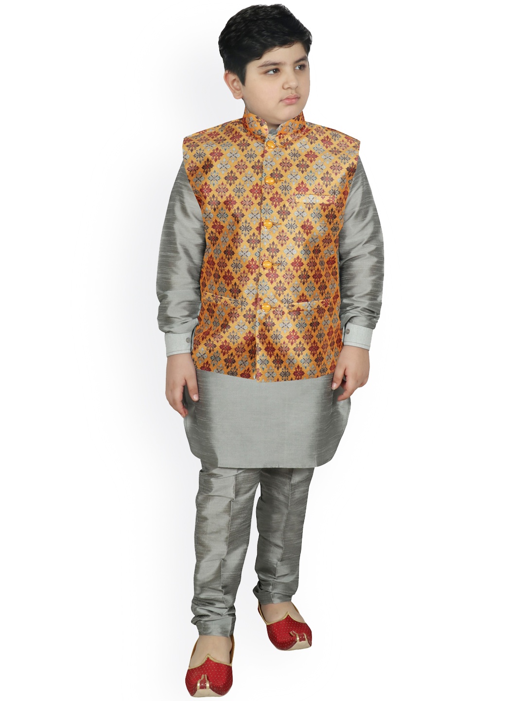 

SG YUVRAJ Boys Yellow Printed Raw Silk Kurti with Trousers