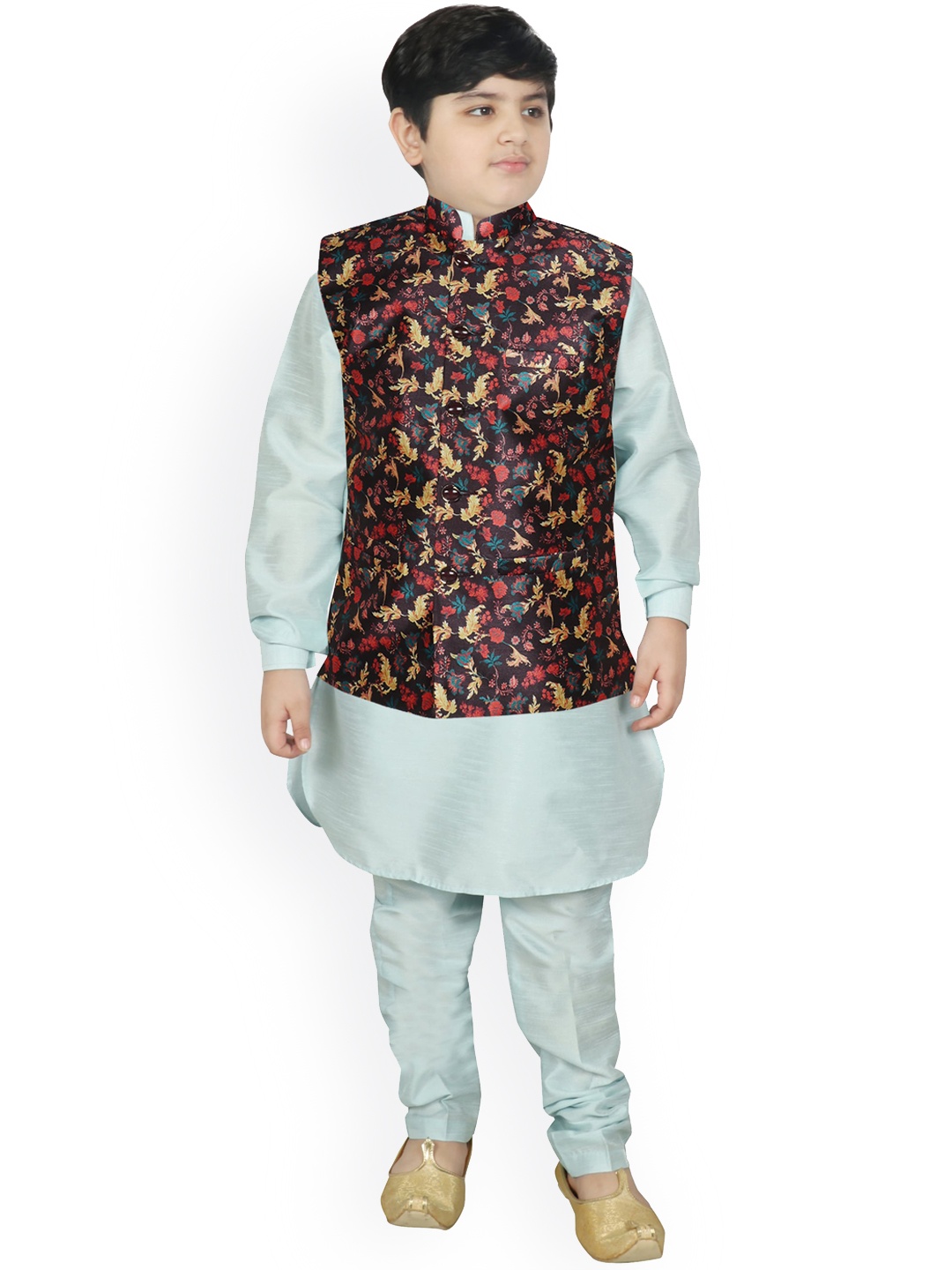 

SG YUVRAJ Boys Black Raw Silk Kurta with Pyjamas