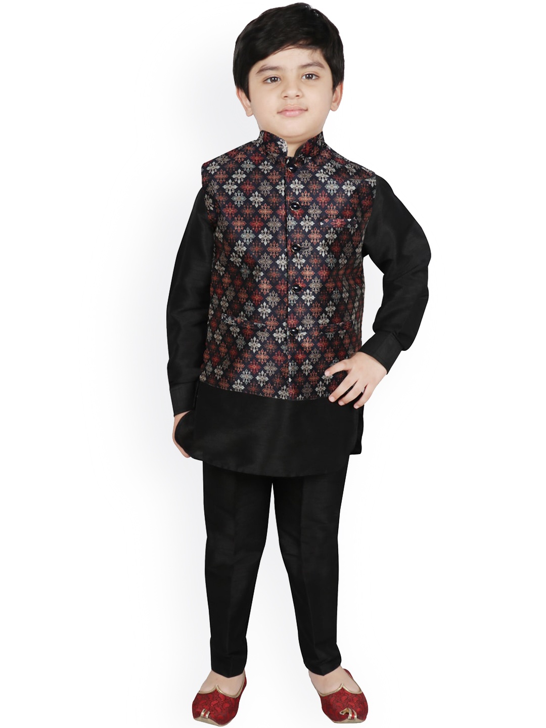 

SG YUVRAJ Boys Navy Blue Floral Layered Raw Silk Kurta with Pyjamas