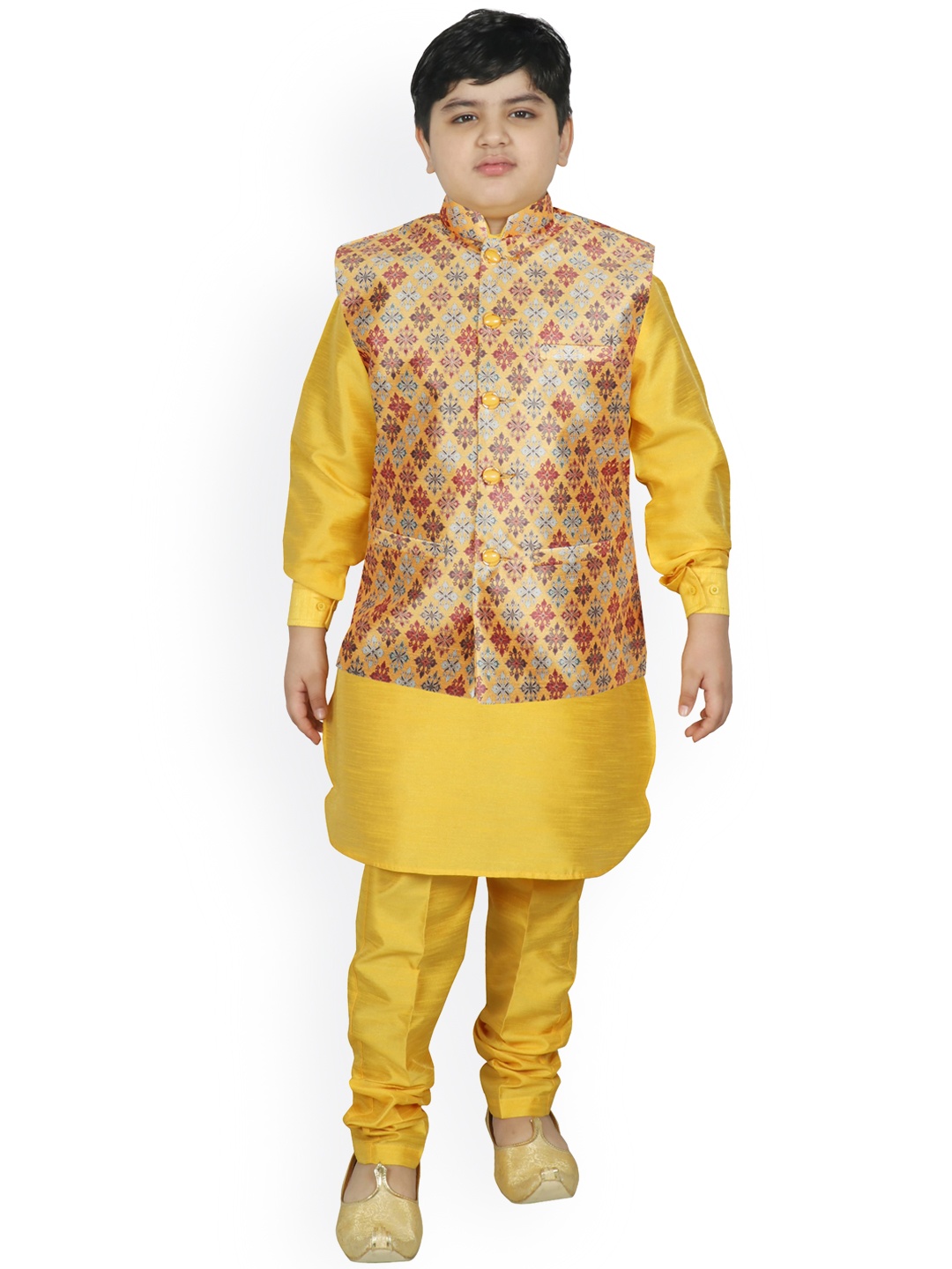 

SG YUVRAJ Boys Yellow Raw Silk Kurta with Pyjamas
