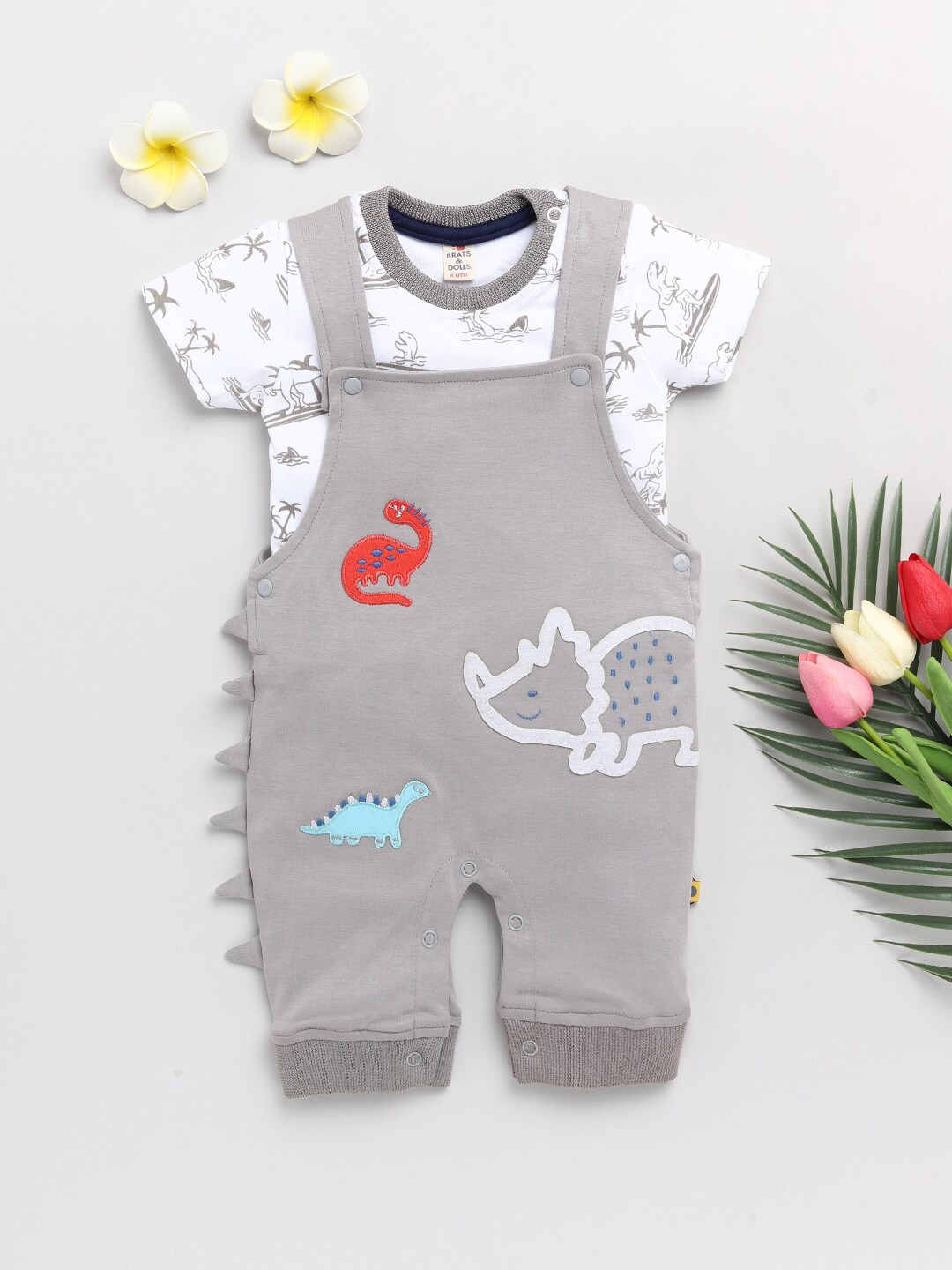 

BRATS AND DOLLS Kids Beige Printed Pure Cotton Dungaree