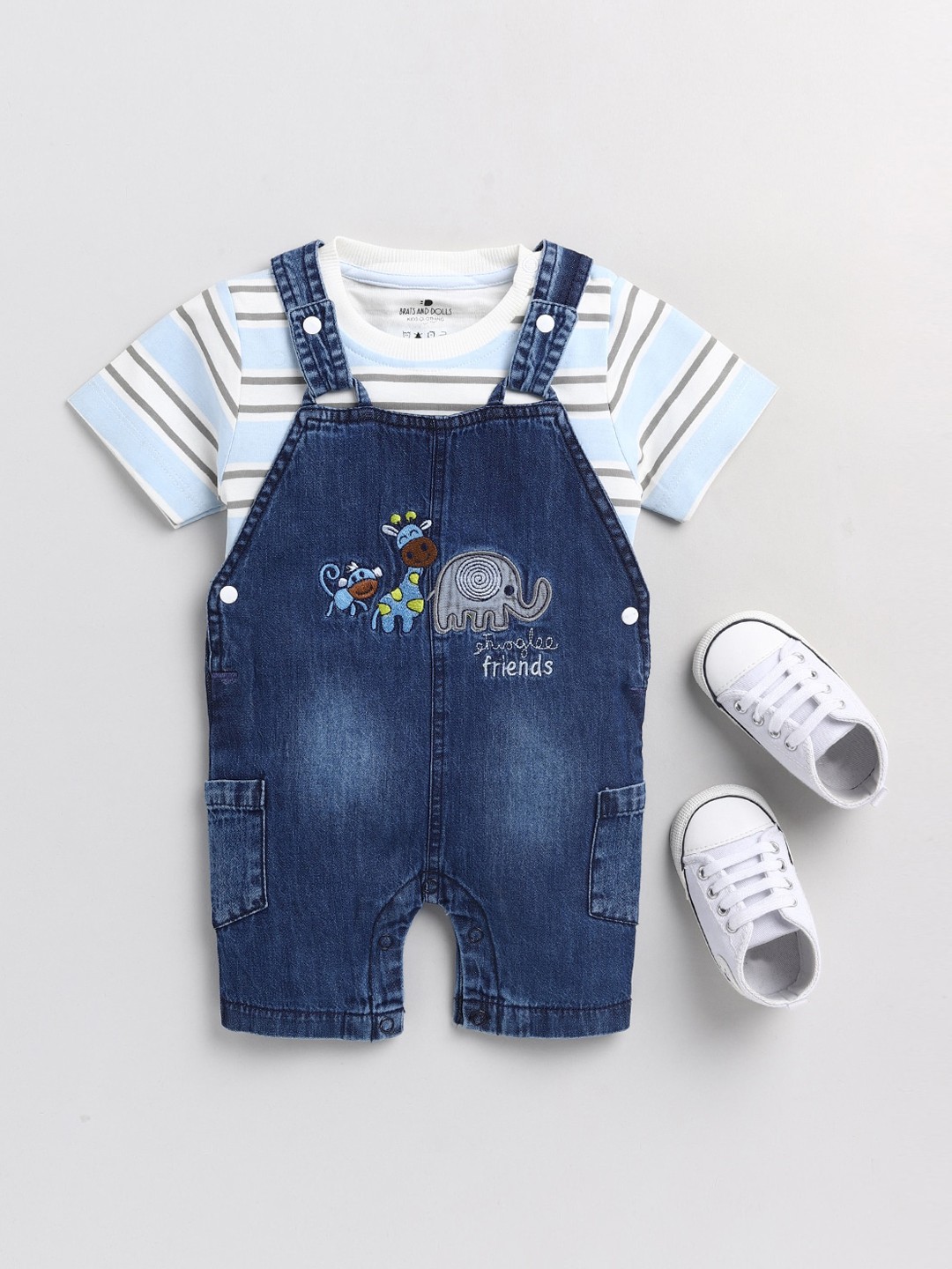

BRATS AND DOLLS Infant Kids Blue & White Printed Cotton Dungarees With T-Shirt