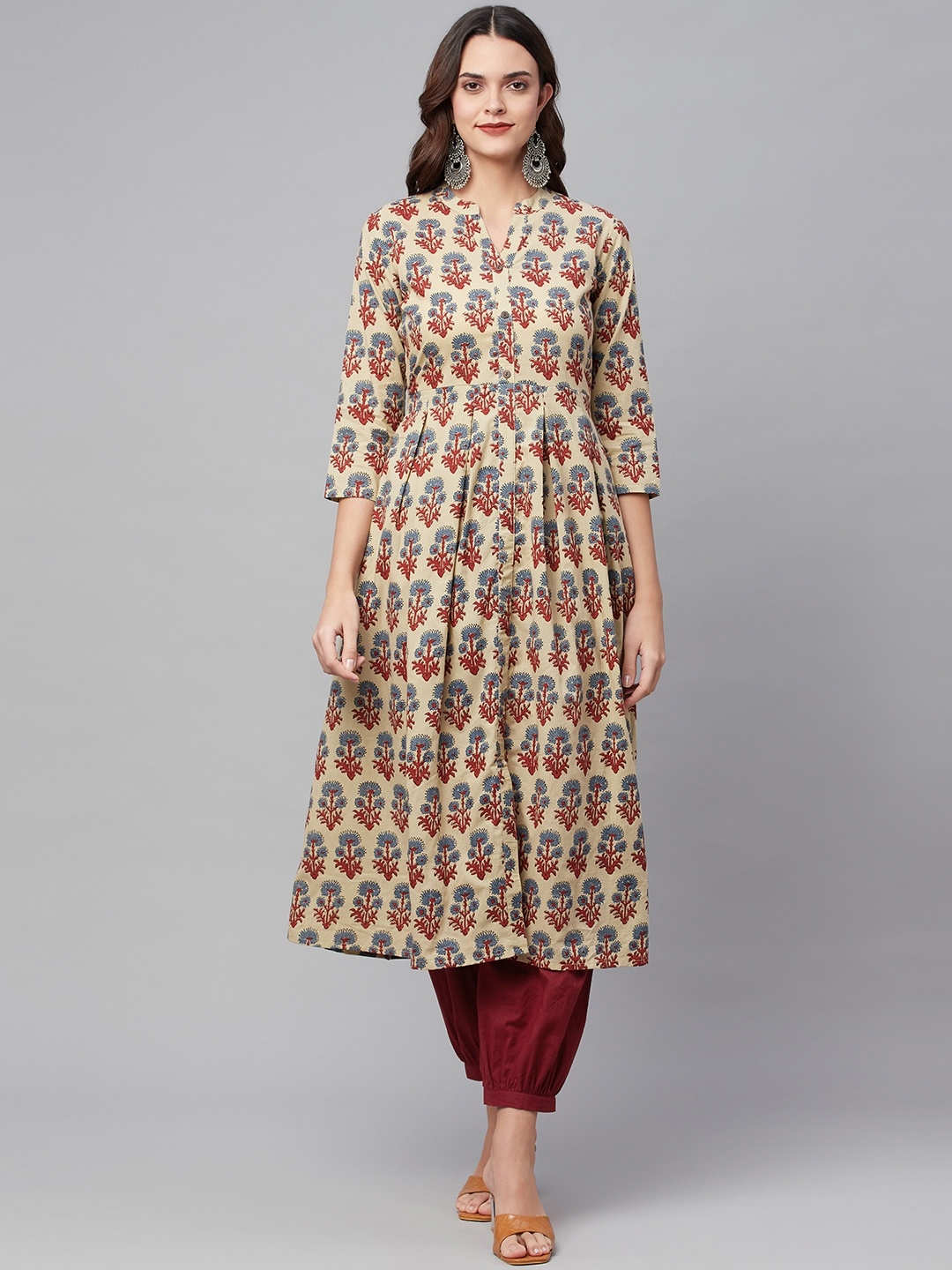 

Divena Women Beige Floral Printed Pure Cotton Kurta with Salwar