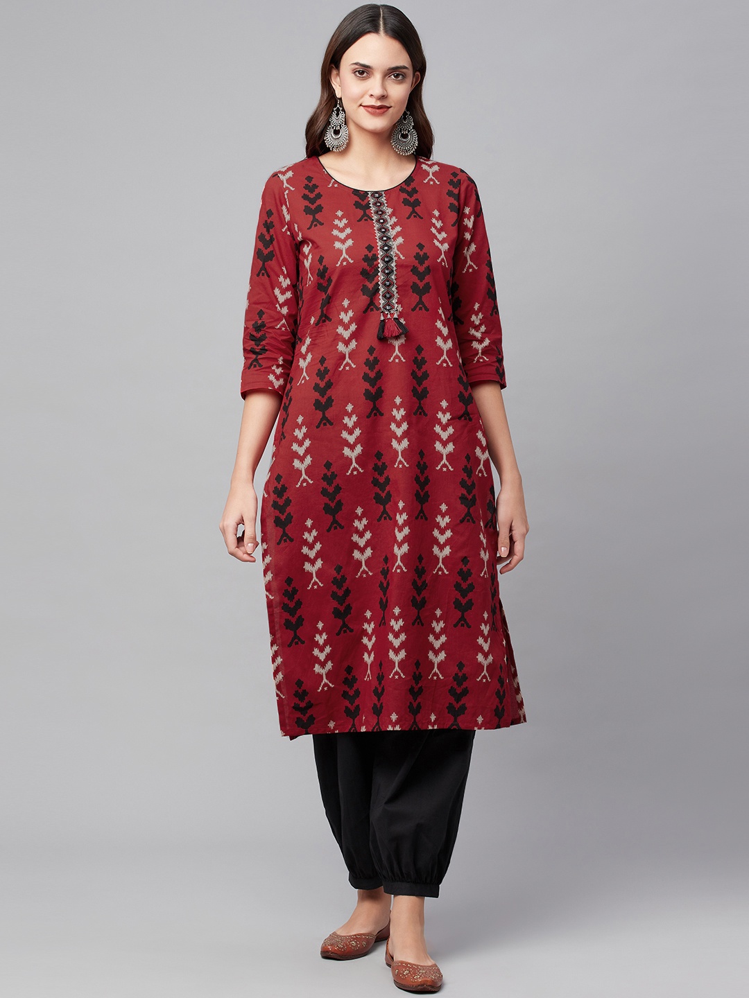 

Divena Women Maroon Ethnic Motifs Printed Pure Cotton Kurta with Salwar