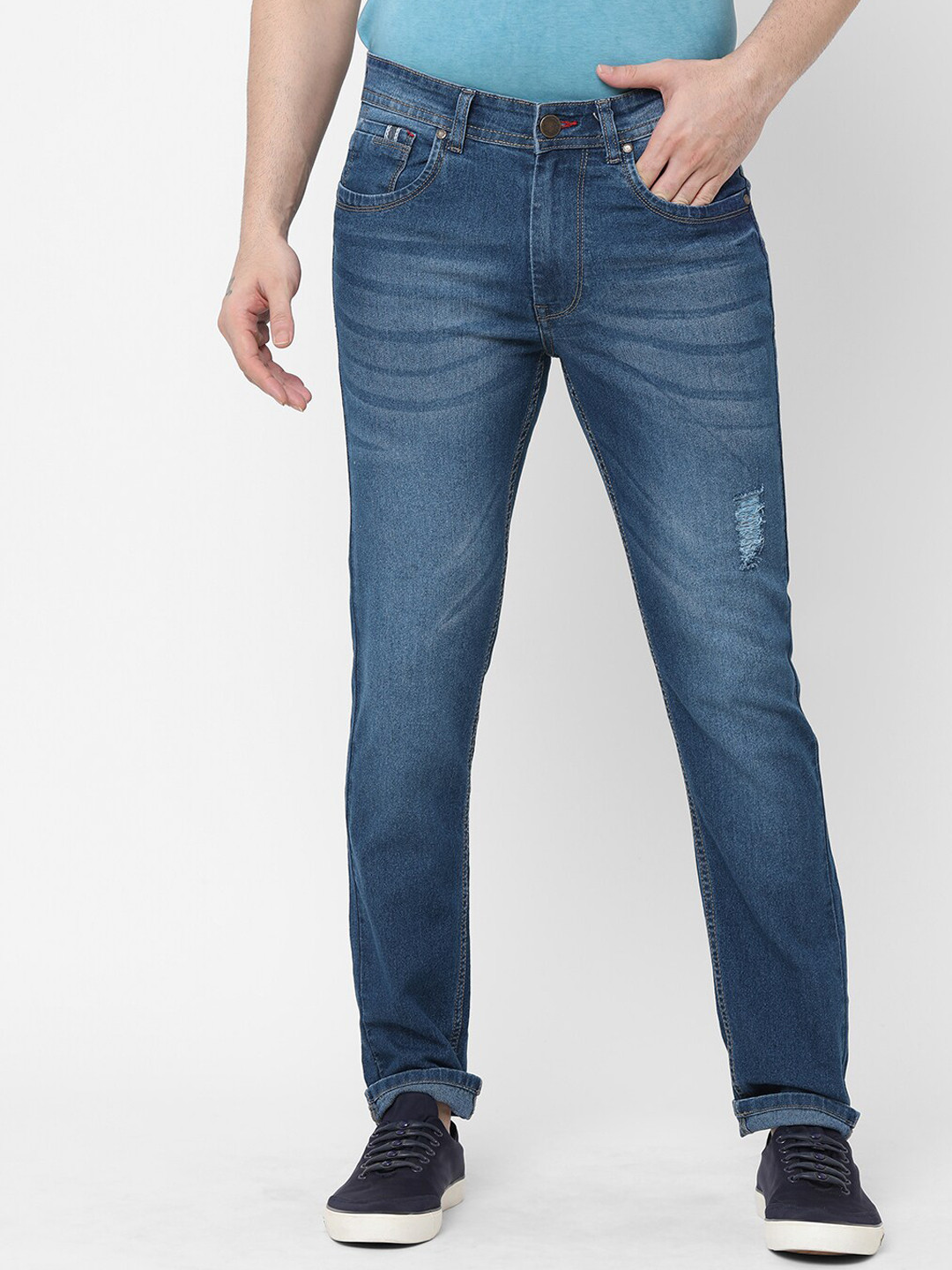

Solemio Men Blue Body Slim Fit Low Distress Light Fade Stretchable Jeans