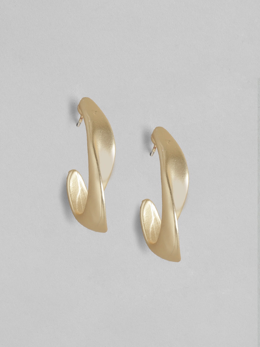 

Blueberry Gold-Toned Detailed Circular Half Hoop Earrings