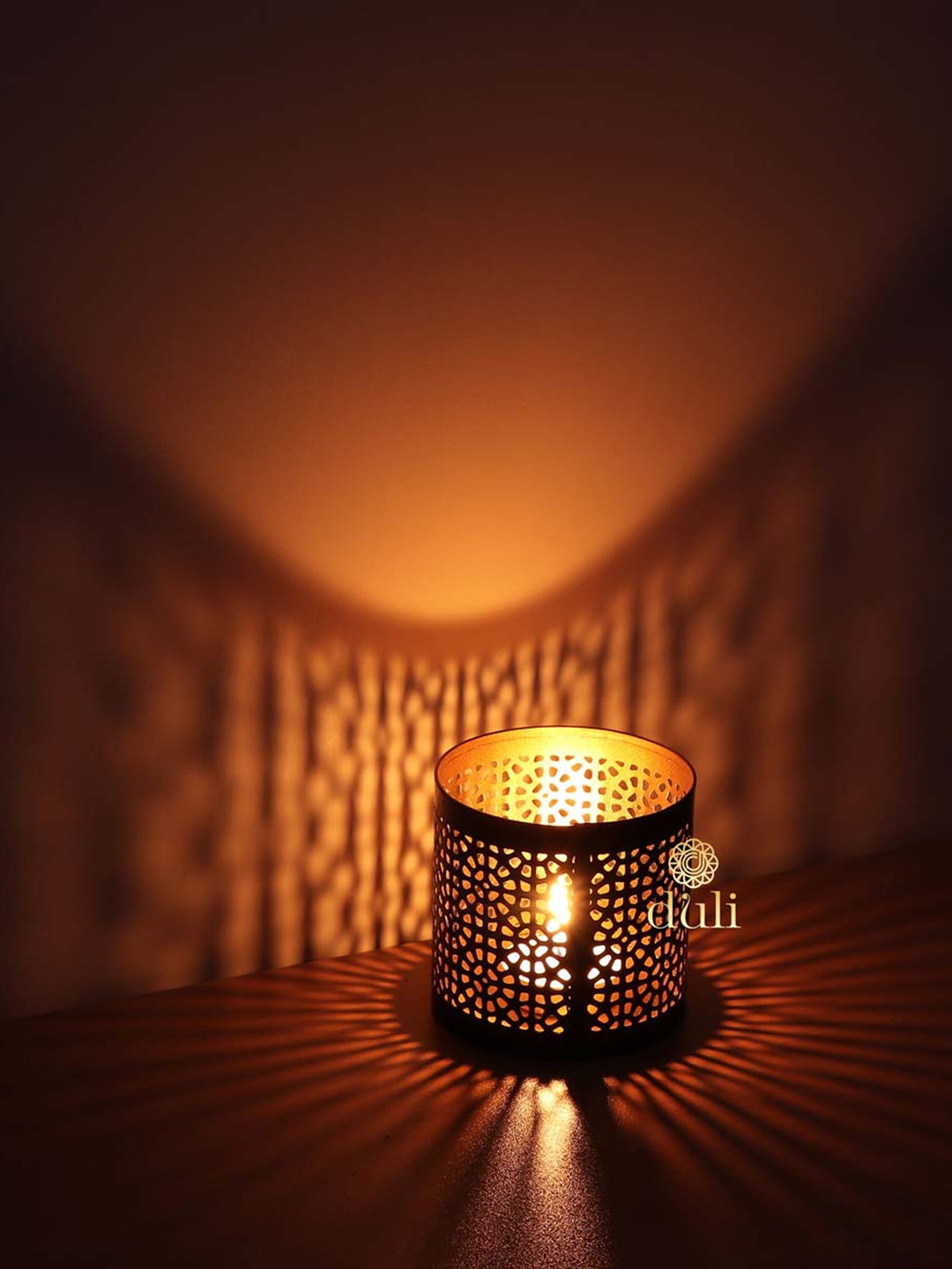 

DULI Black Circle Metal Shadow Votive Tealight Candle Holder